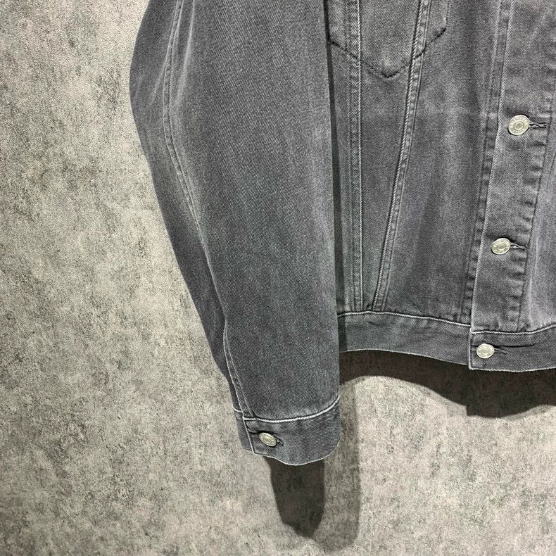 Balenciaga Balenciaga Color-embroidered logo denim jacket 2505-Nextar Size US M / EU 48-50 / 2 - 5 Thumbnail