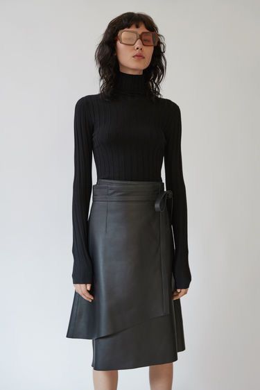 Acne Studios Acne Studios AW17 Corina Merino Wool Blend Turtleneck Size S / US 4 / IT 40 - 1 Thumbnail