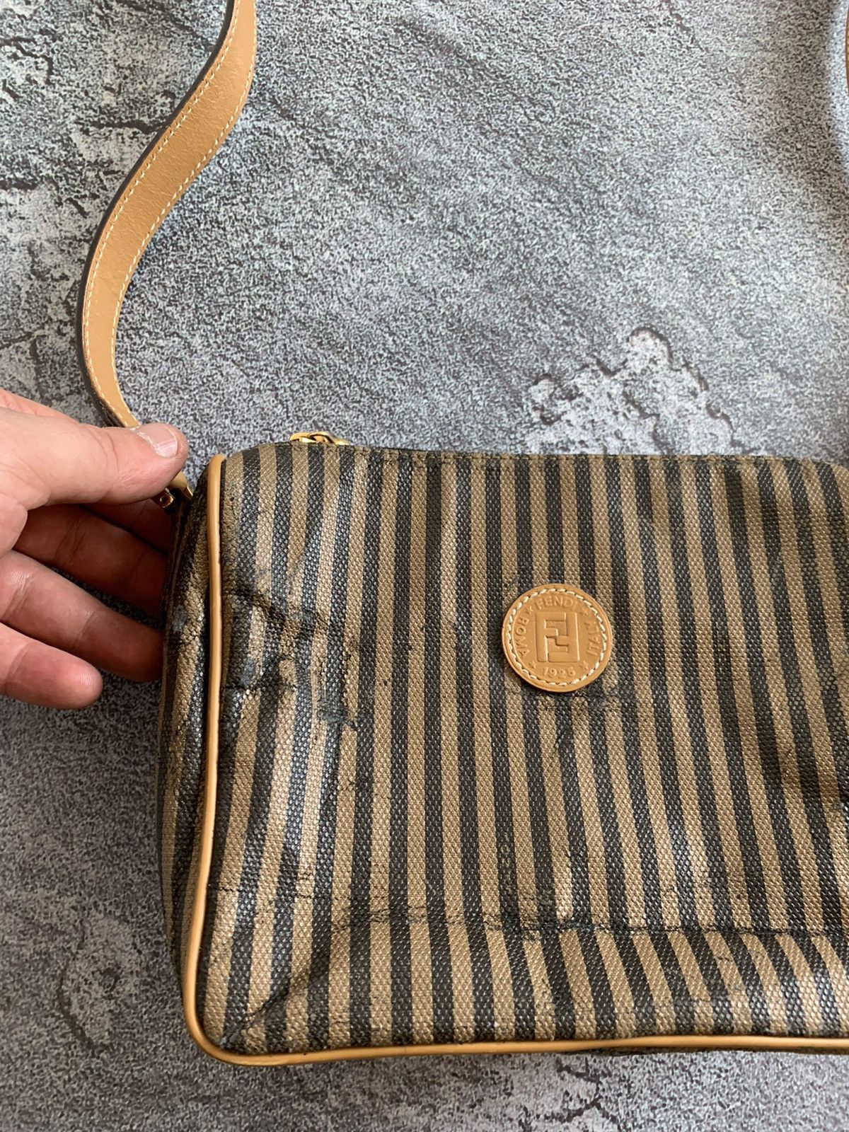 Fendi × Vintage Vintage Fendi Roma Messenger Bag Size ONE SIZE - 2 Thumbnail