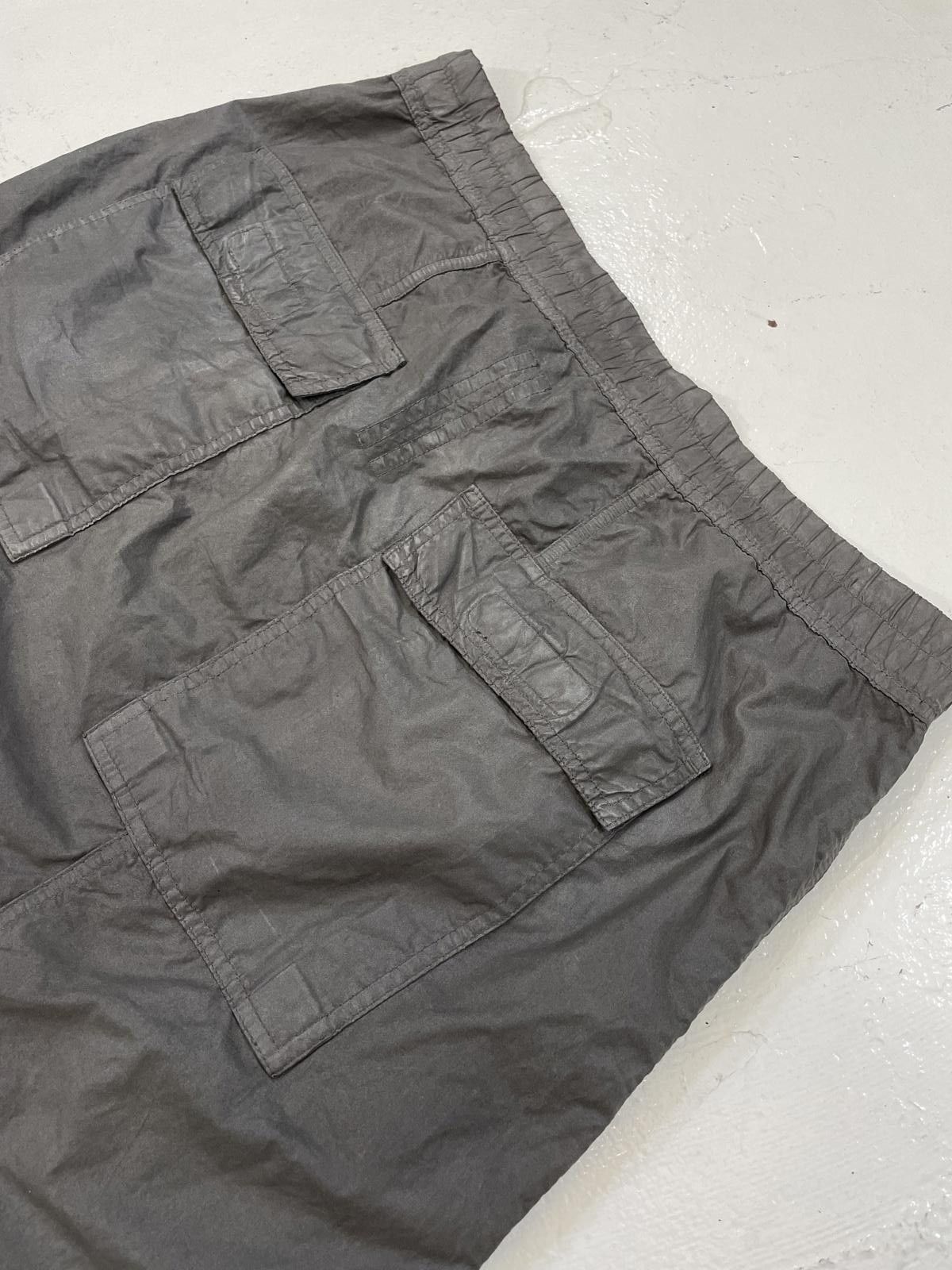 Rick Owens rick owens Dark Dust Waxed pod shorts Size US 32 / EU 48 - 4 Thumbnail