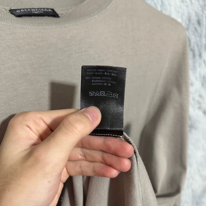 Balenciaga Balenciaga Blurred Mosaic Short Sleeve T-Shirt Khaki Size US XS / EU 42 / 0 - 7 Thumbnail