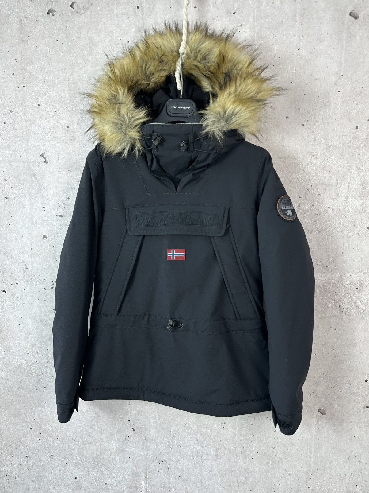 Napapijri Napapijri Skidoo Taped Seams Black Winter Women’s Anorak Size S / US 4 / IT 40 - 1 Thumbnail