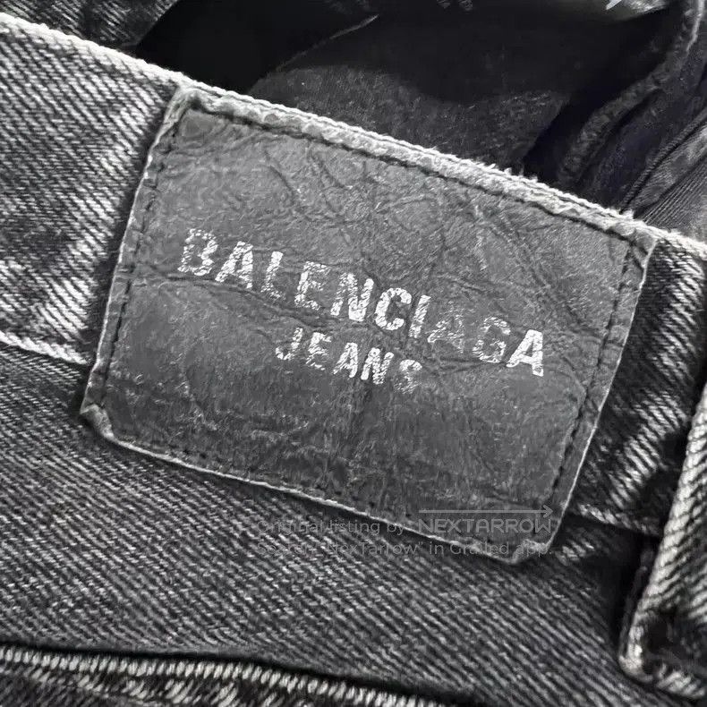 Balenciaga Balenciaga Washed Denim Flared Pants XS Size. Size US 26 / EU 42 - 3 Thumbnail