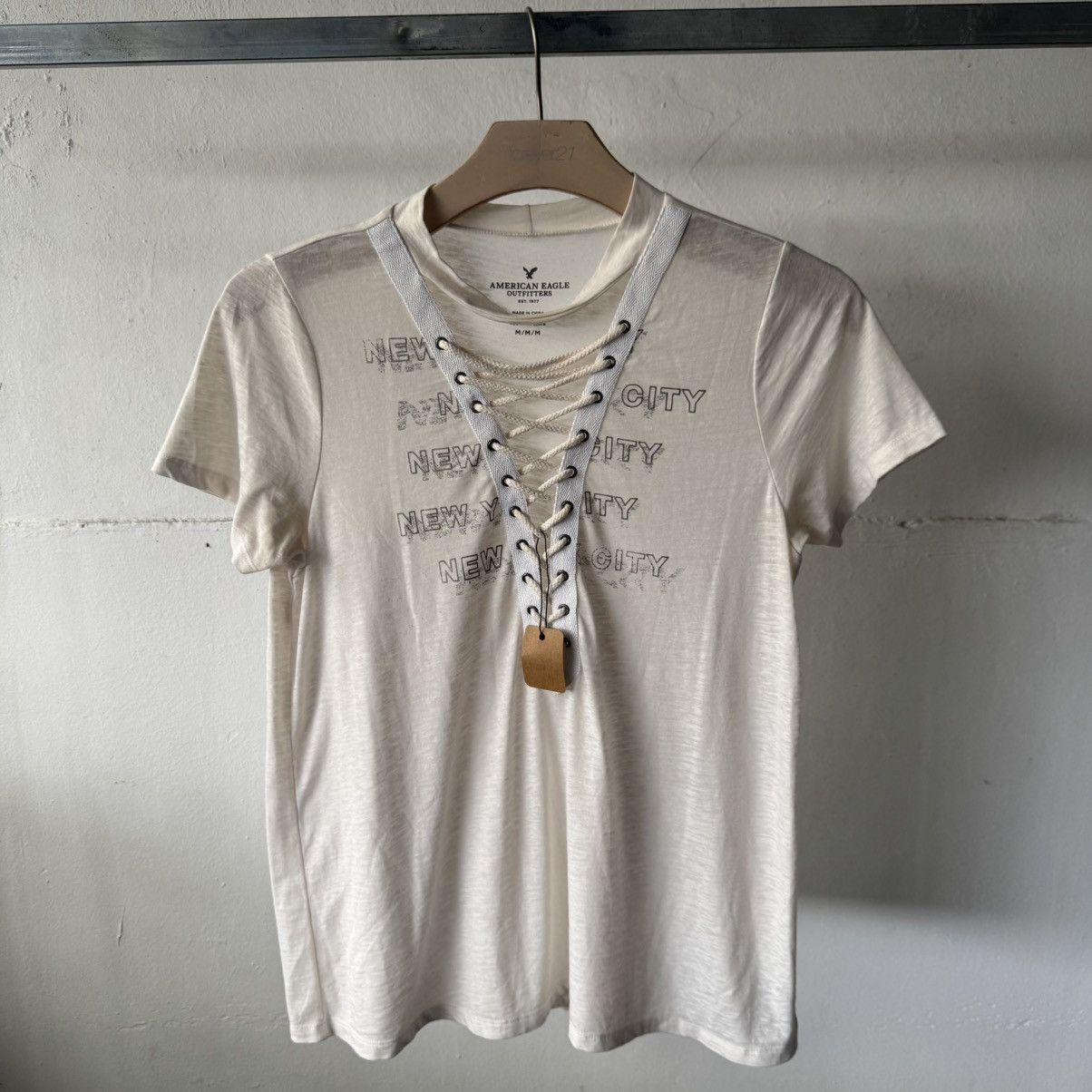 American Eagle Outfitters Chest String Lace Up Shirt Size M / US 6-8 / IT 42-44 - 1 Thumbnail