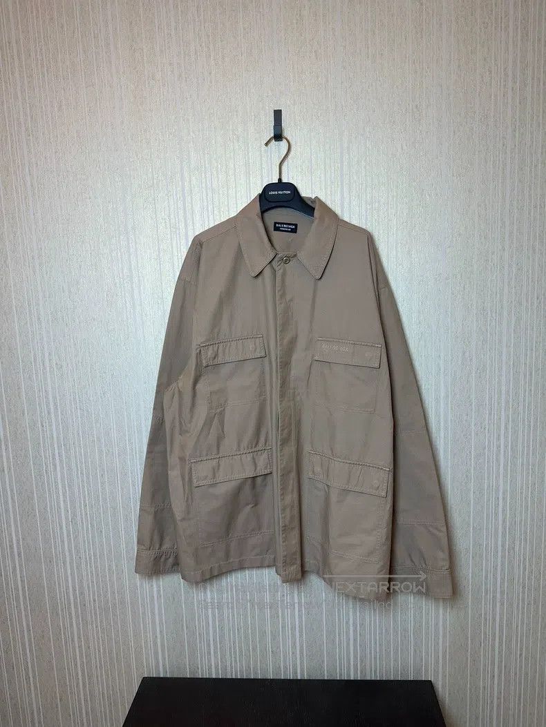 Balenciaga Balenciaga Khaki Color Windbreaker Jacket Size US S / EU 44-46 / 1 - 1 Thumbnail