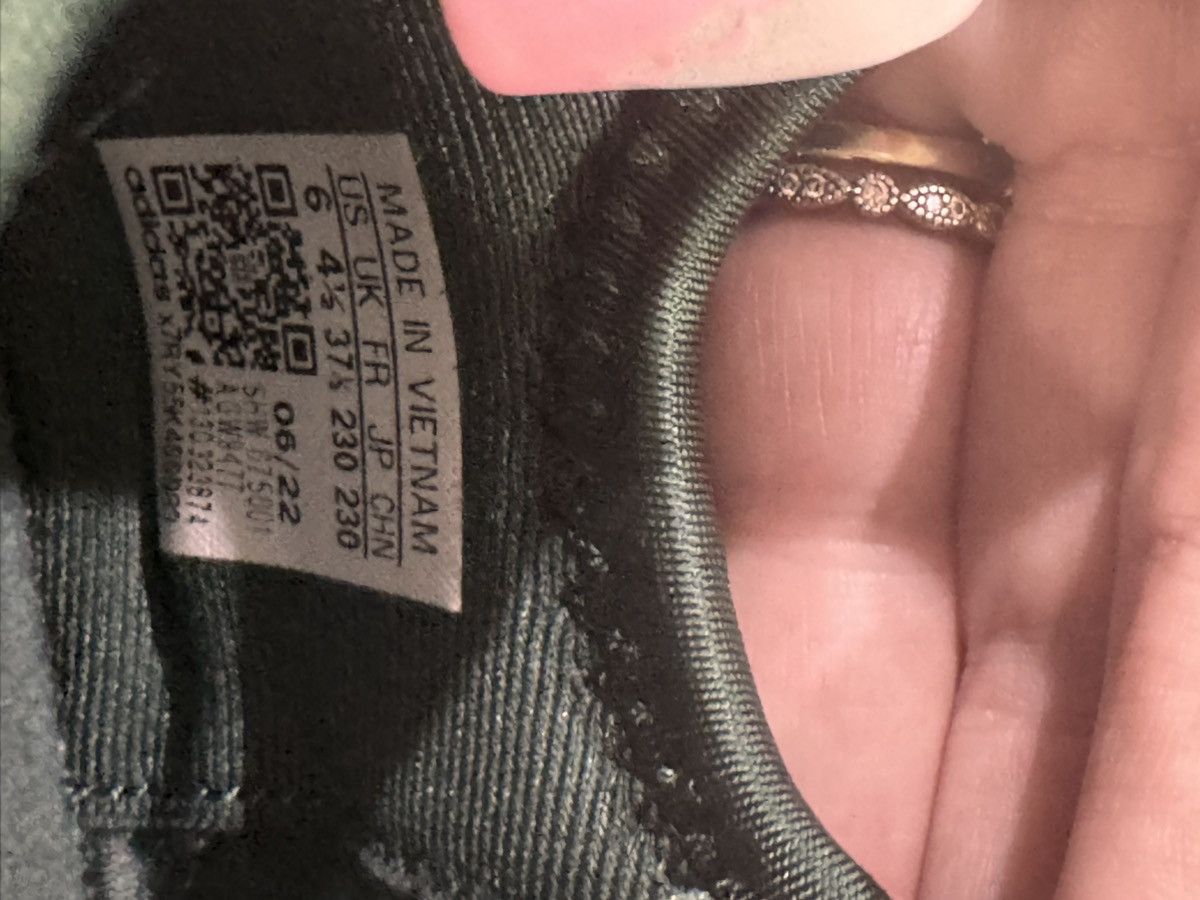 Reebok Adidas NMD R1 Boost Linen Green GW9477 Women's Size 6 Size US 6 / IT 36 - 3 Thumbnail