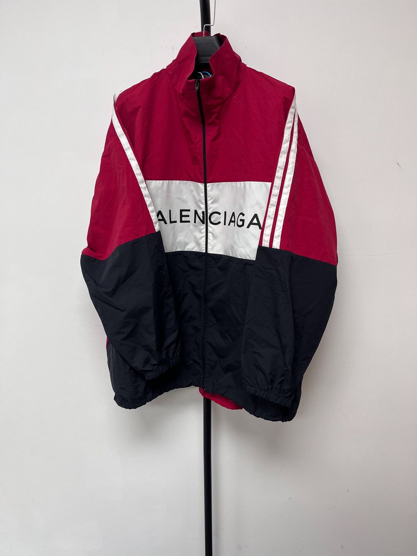 Balenciaga Balenciaga Logo Zip-Up Jacket for Women Size M / US 6-8 / IT 42-44 - 1 Thumbnail