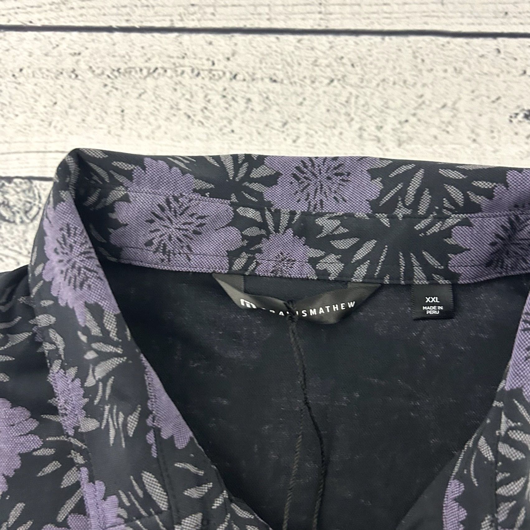 TravisMathew Travis Mathew Shirt Button-Up Short Sleeve Hawaiian Floral Polo Men 2XL Black Size US XXL / EU 58 / 5 - 2 Thumbnail