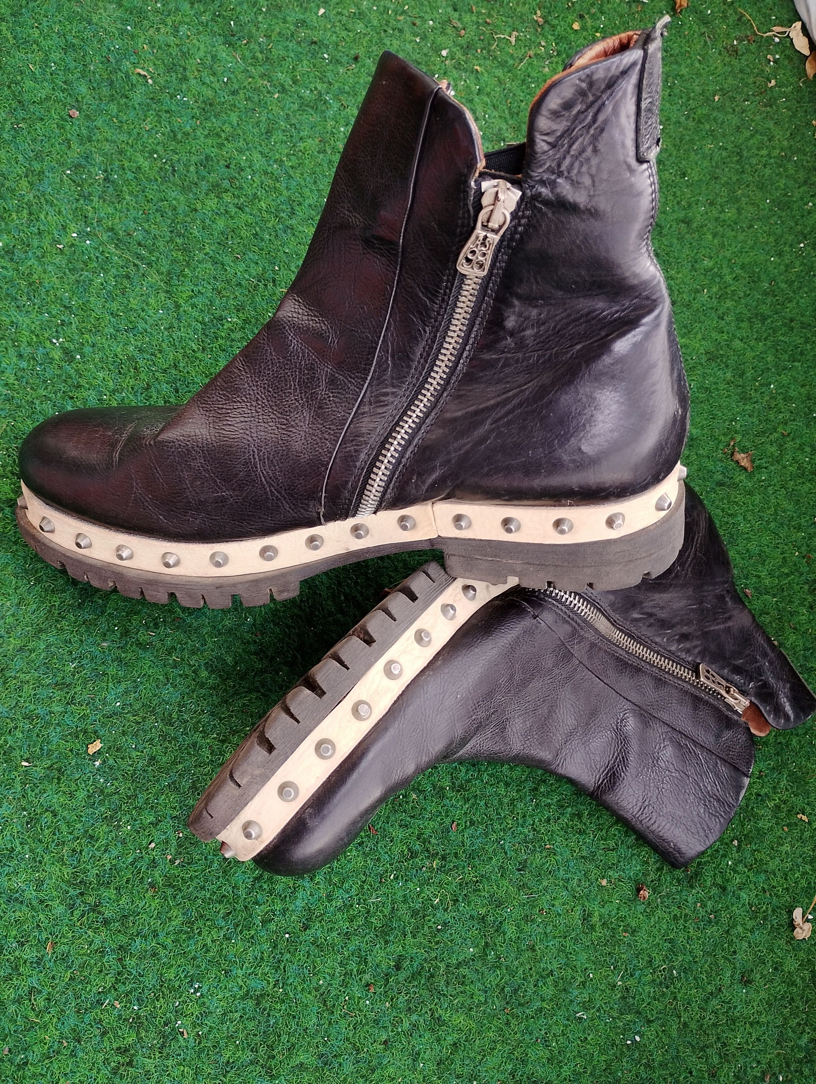 A.S.98 A.S.98 Studded Chelsea Chunky Boots sz 42 Size US 8.5 / EU 41-42 - 5 Thumbnail