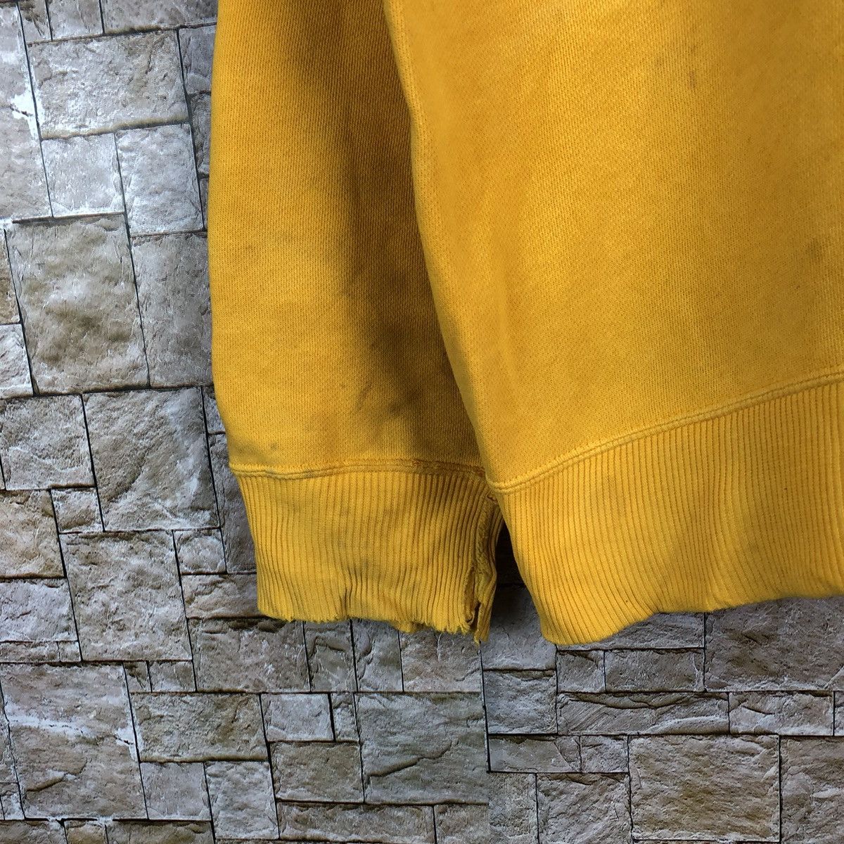 Champion × Vintage Champion vintage Yellow Sweatshirt #A764 Size US L / EU 52-54 / 3 - 7 Thumbnail