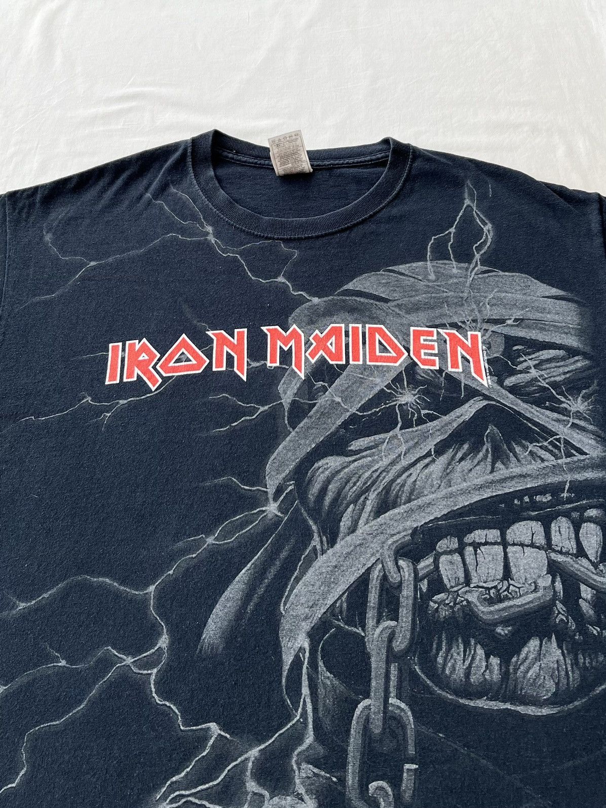 Band Tees Vintage 2008 Iron Maiden Eddie AOP Black T-shirt Size US XL / EU 56 / 4 - 5 Thumbnail