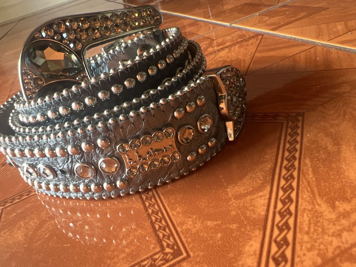 B.B. Simon b.b. Simon Silver Studded Leather Crystal Belt. Size 30 - 6 Thumbnail