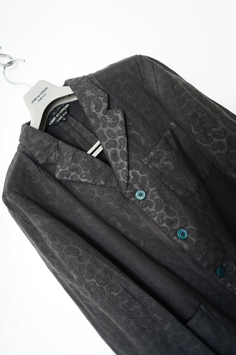 Comme des Garcons Comme des Garcons Cashew flower embroidered dark suit Size US S / EU 44-46 / 1 - 4 Thumbnail