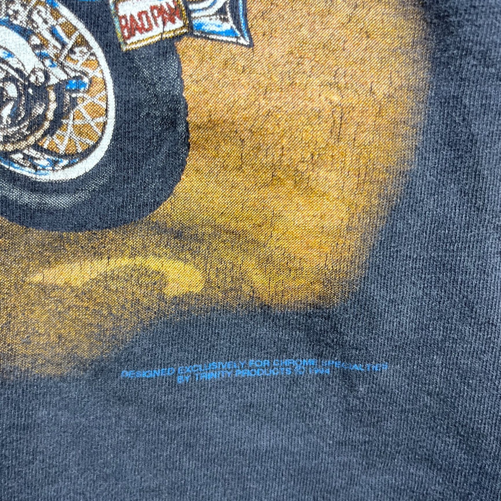 Vintage VINTAGE 90s On the Road Again Biker Sun Faded Single Stitch Shirt 2XL Emblem Size US XXL / EU 58 / 5 - 5 Thumbnail