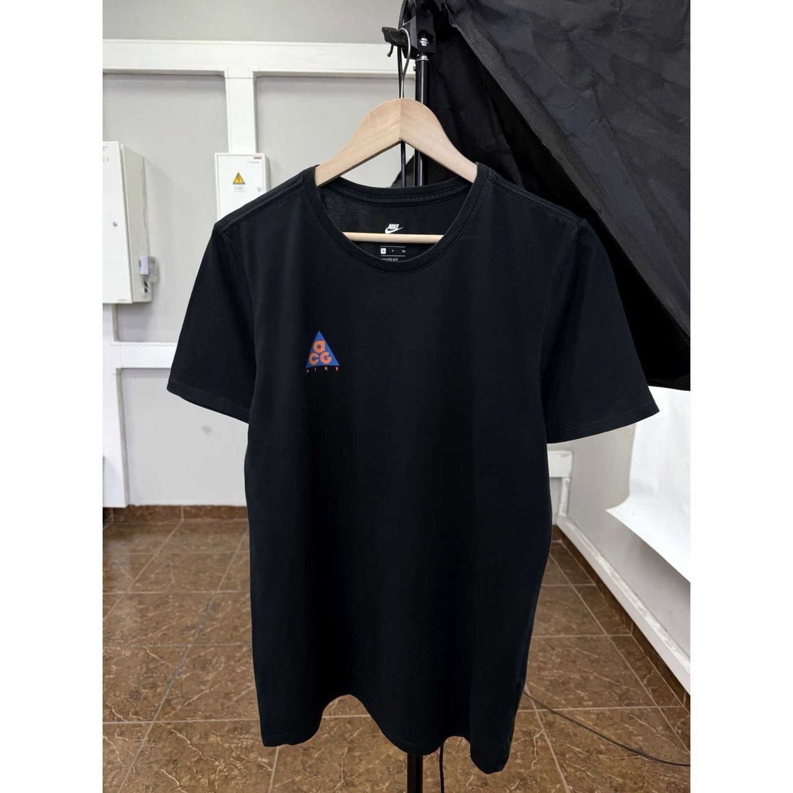 Nike Nike ACG T-Shirt Black Size S Retro Y2K Mens Size US S / EU 44-46 / 1 - 3 Thumbnail