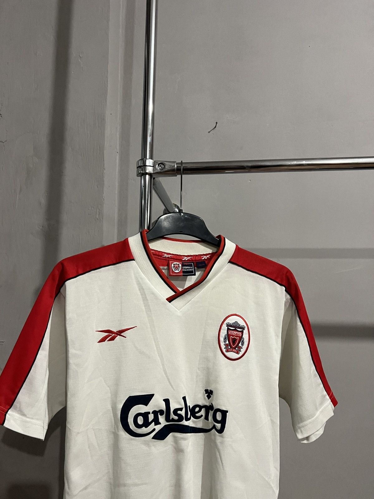 Reebok 1998/99 LIVERPOOL FC AWAY SOCCER JERSEY FOOTBALL SHIRT SZ S Size US S / EU 44-46 / 1 - 4 Thumbnail