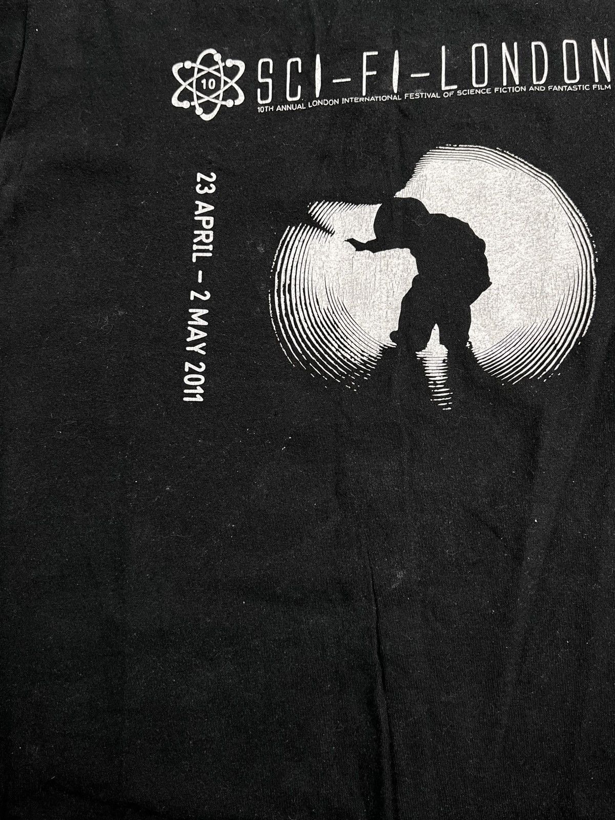 Band Tees × Vintage Vintage Y2K faded big logo band tee streetwear size M Size US M / EU 48-50 / 2 - 4 Thumbnail