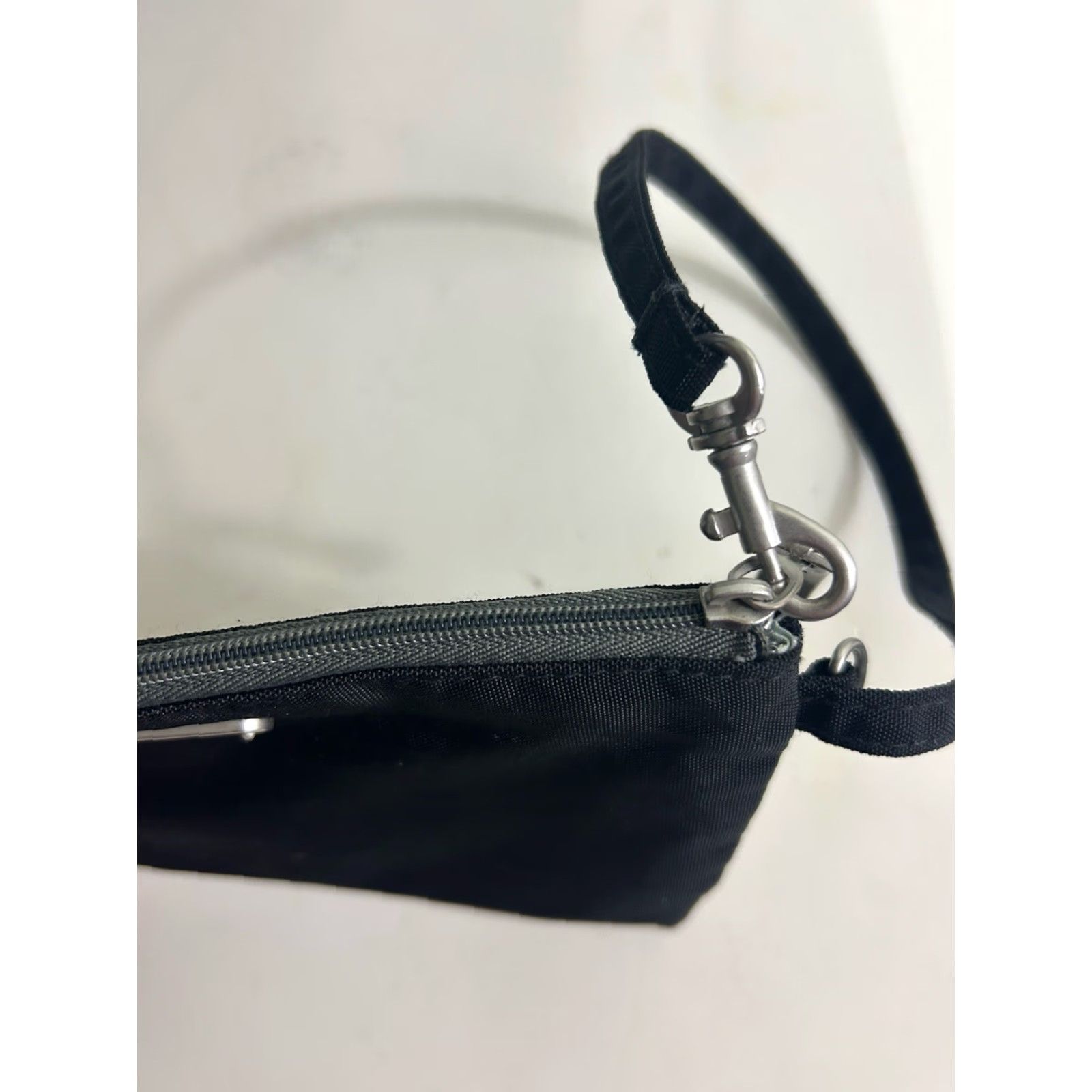 Vintage Baggallini Wallet Wristlet Clutch RFID Travel Black 7.5” x 4.5” Zip Pockets Women Wallet Wristlet - Black RFID Travel Clutch Size ONE SIZE - 6 Thumbnail