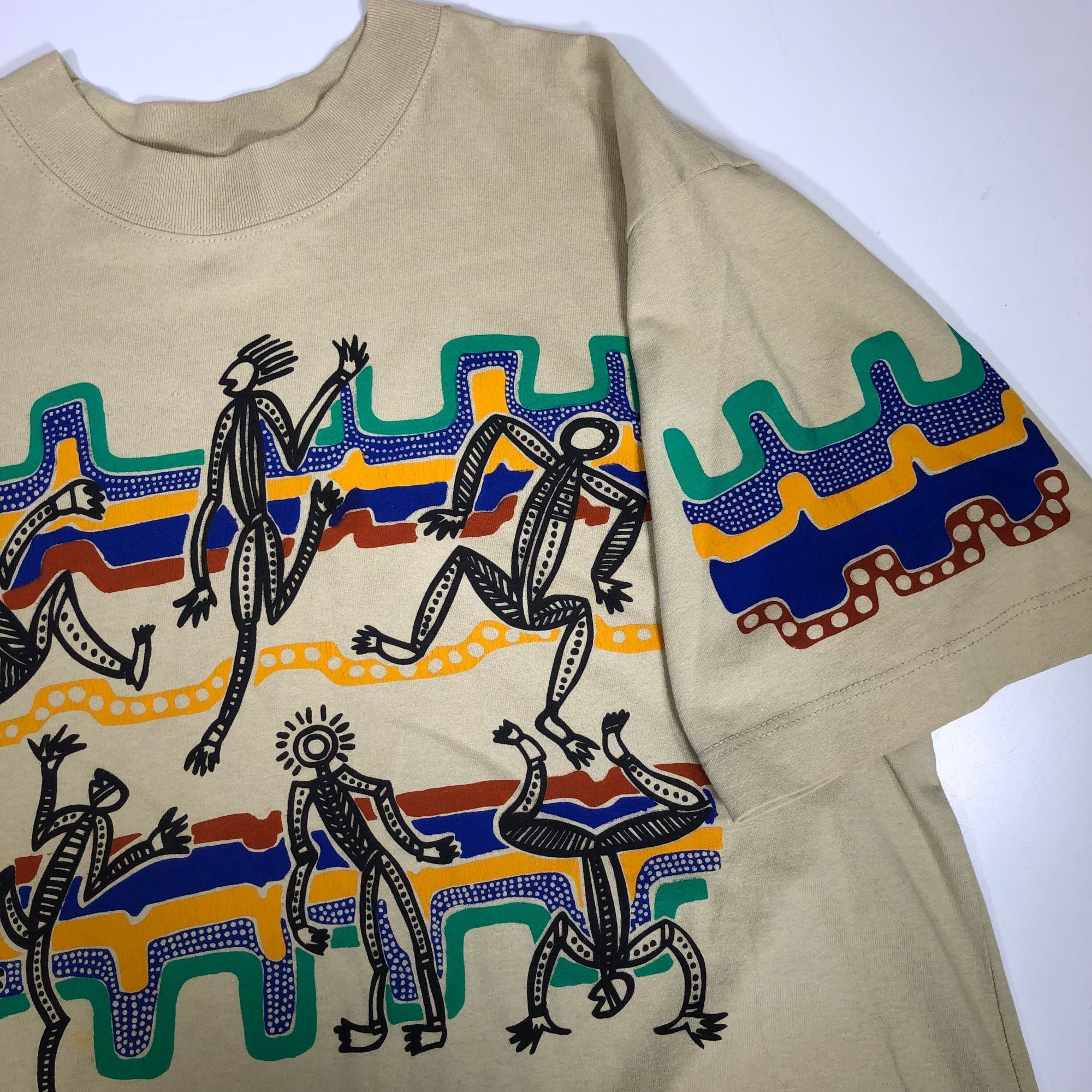Other Vtg Balarinji Australia Art CAVEMEN Tribal Native T Shirt Size US XL / EU 56 / 4 - 3 Thumbnail