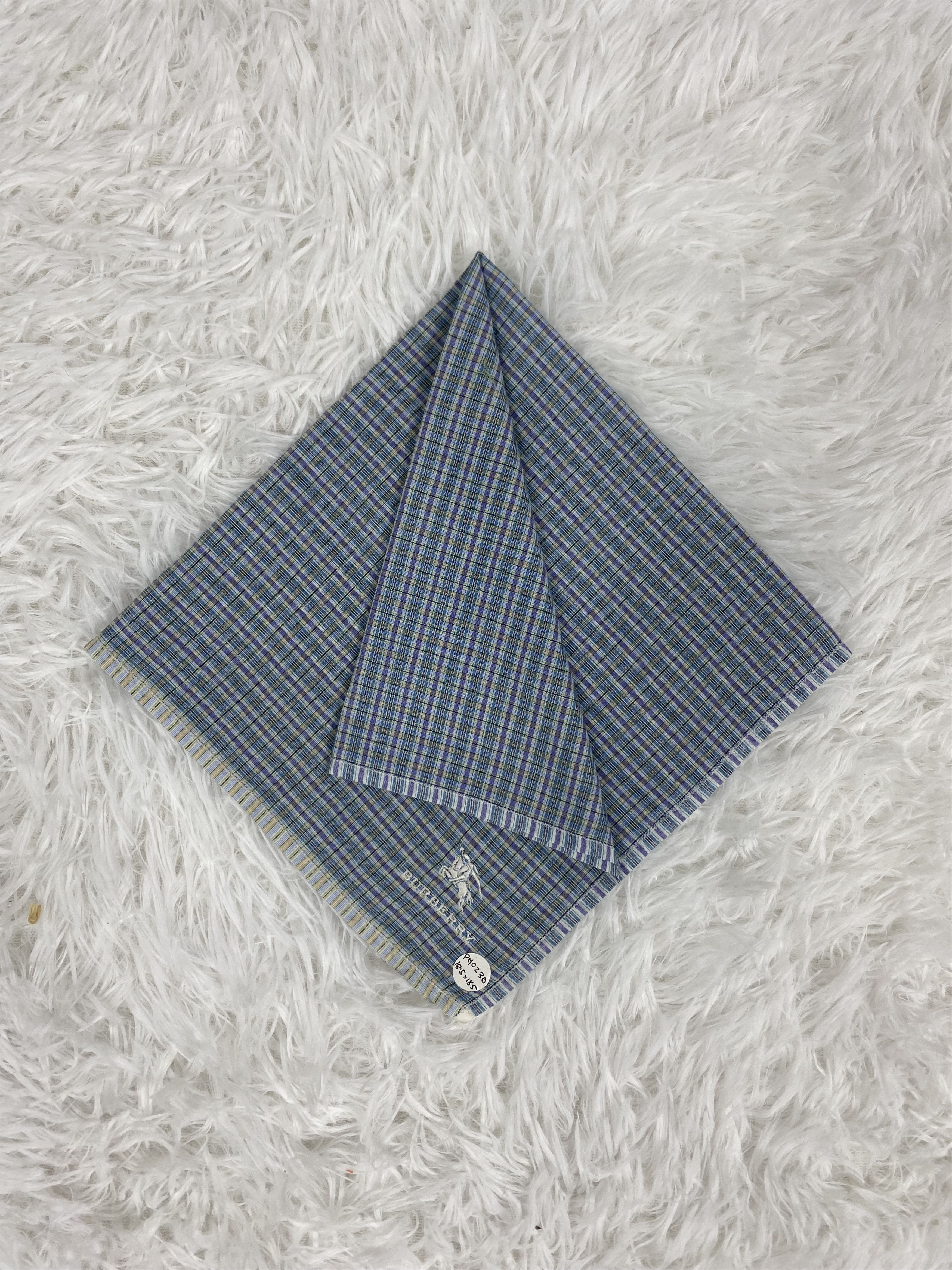 Burberry × Vintage Vintage Burberry Handkerchief Neckerchief PH0230 Size ONE SIZE - 1 Thumbnail