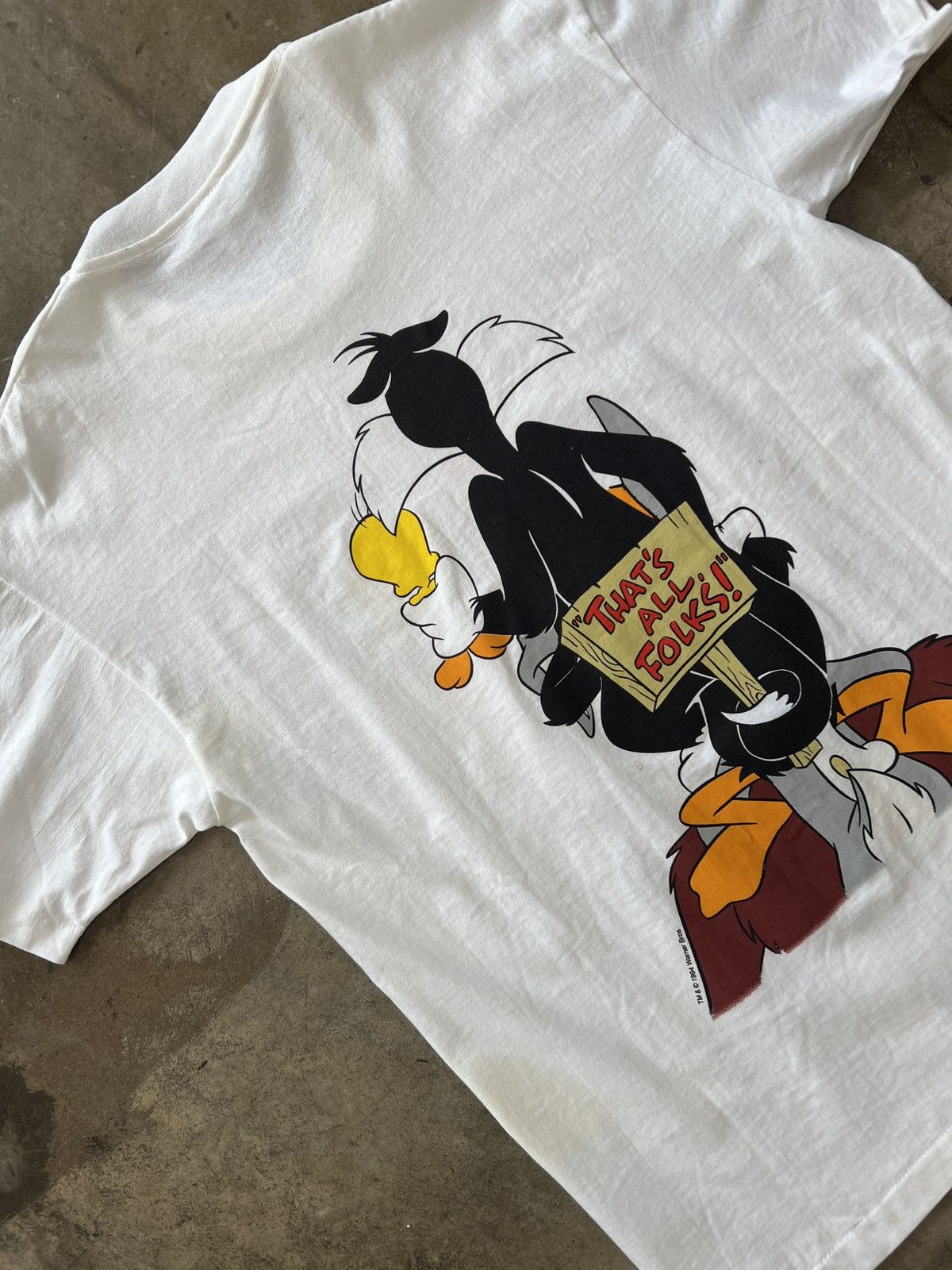 Vintage Vintage Looney Tunes Los Angeles Tee Sz. Large Size US L / EU 52-54 / 3 - 4 Thumbnail