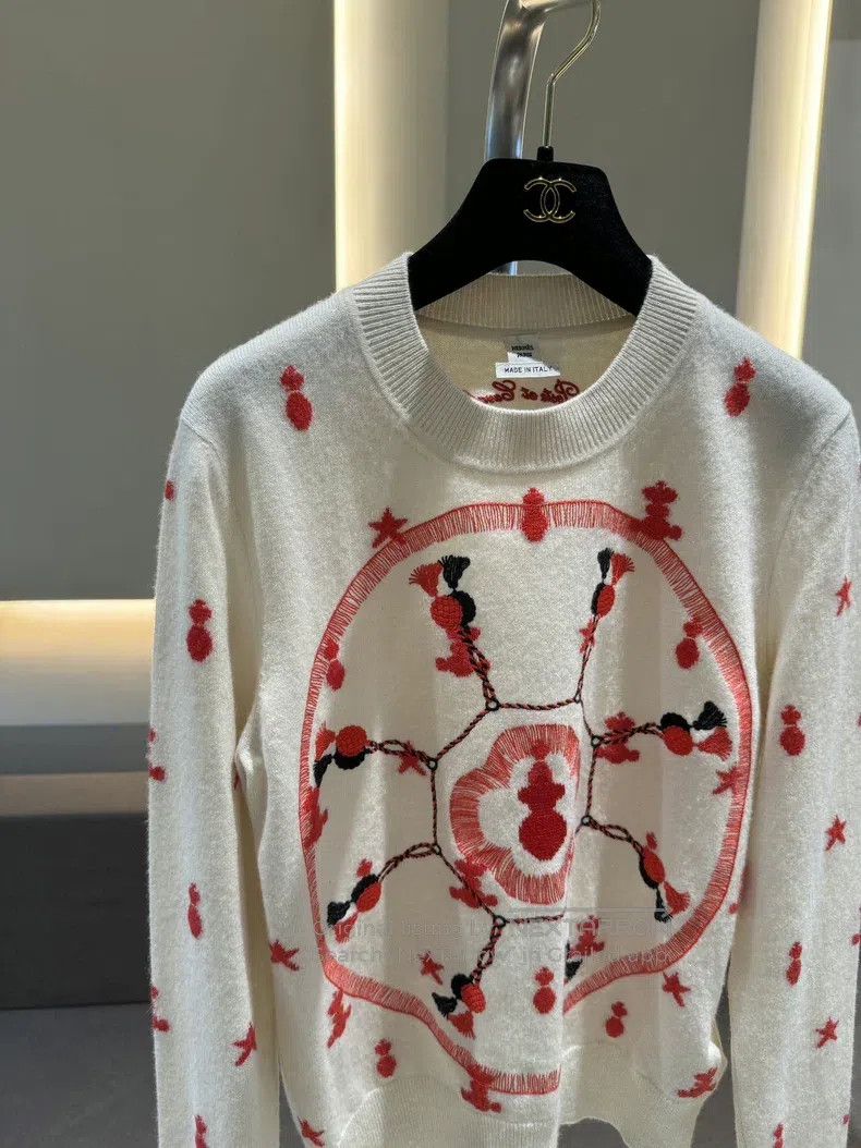 Hermes Hermes Fringe embroidery, wheel pattern cashmere sweater Size XS / US 0-2 / IT 36-38 - 3 Thumbnail