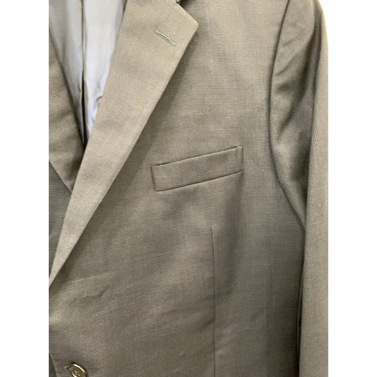 Vintage Hickey Freeman Navy Blazer 48R 2 Button Wool Sport Coat Made in USA Men’s Blazer Wool Navy 48 Chest USA 2-Button Classic Tailored Fit Mens Size 48R - 5 Thumbnail