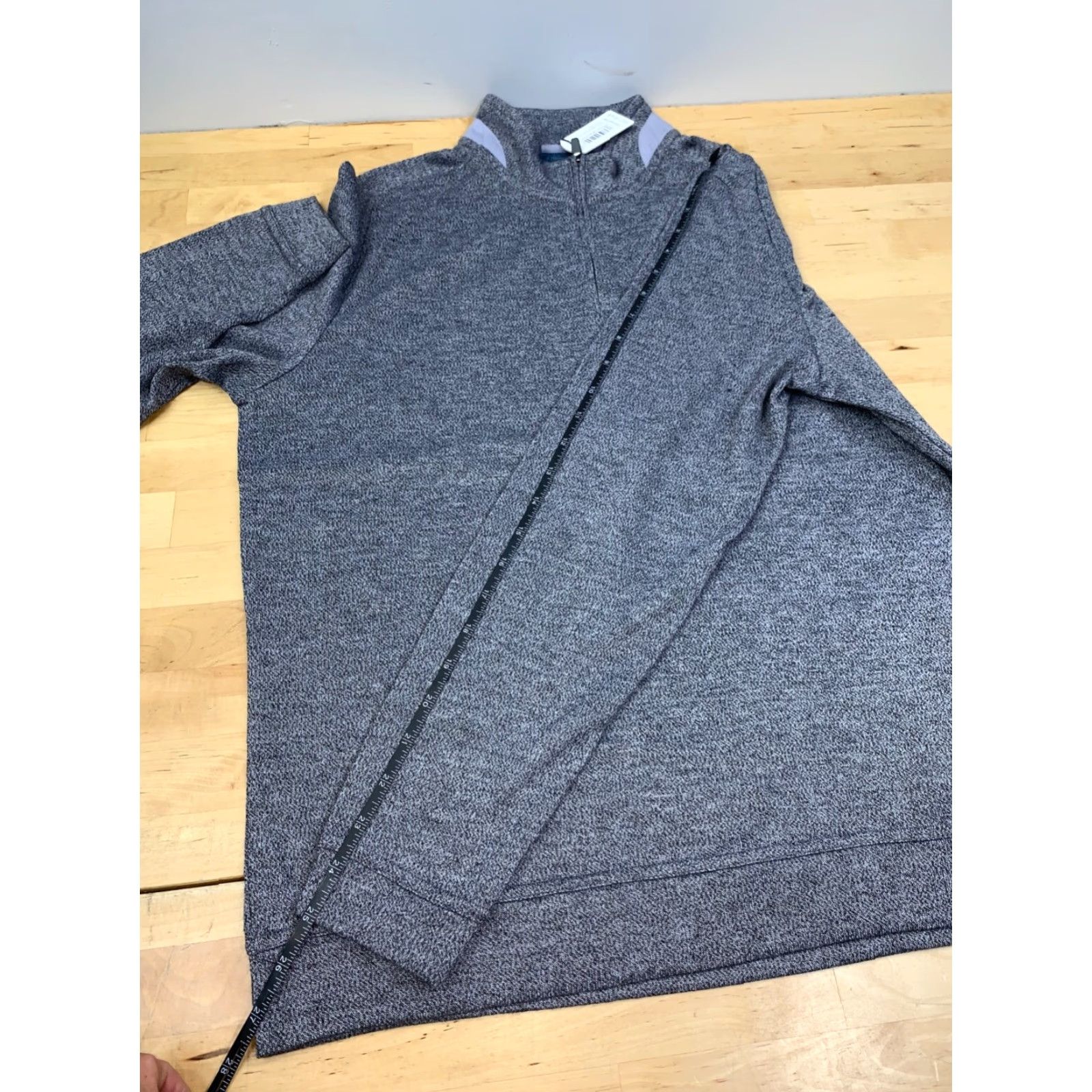 johnnie-O Johnnie O Reflex 1/4 Zip Pullover Seal Gray Mens M Sweater Casual Size US M / EU 48-50 / 2 - 6 Thumbnail