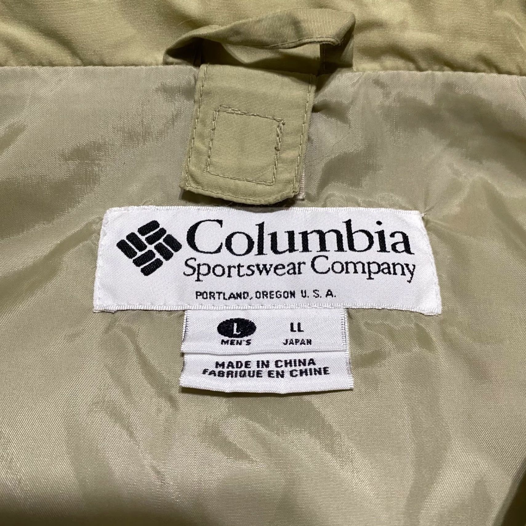 Vintage VINTAGE Columbia Jacket Windbreaker Waterproof Full Zip Mens L Beige Bugaboo Size US L / EU 52-54 / 3 - 5 Thumbnail