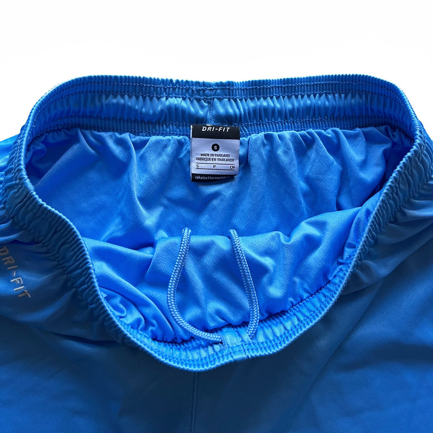 Nike DRI-FIT Featherlight Swoosh Shorts in Sky Blue Size US 28 / EU 44 - 4 Thumbnail