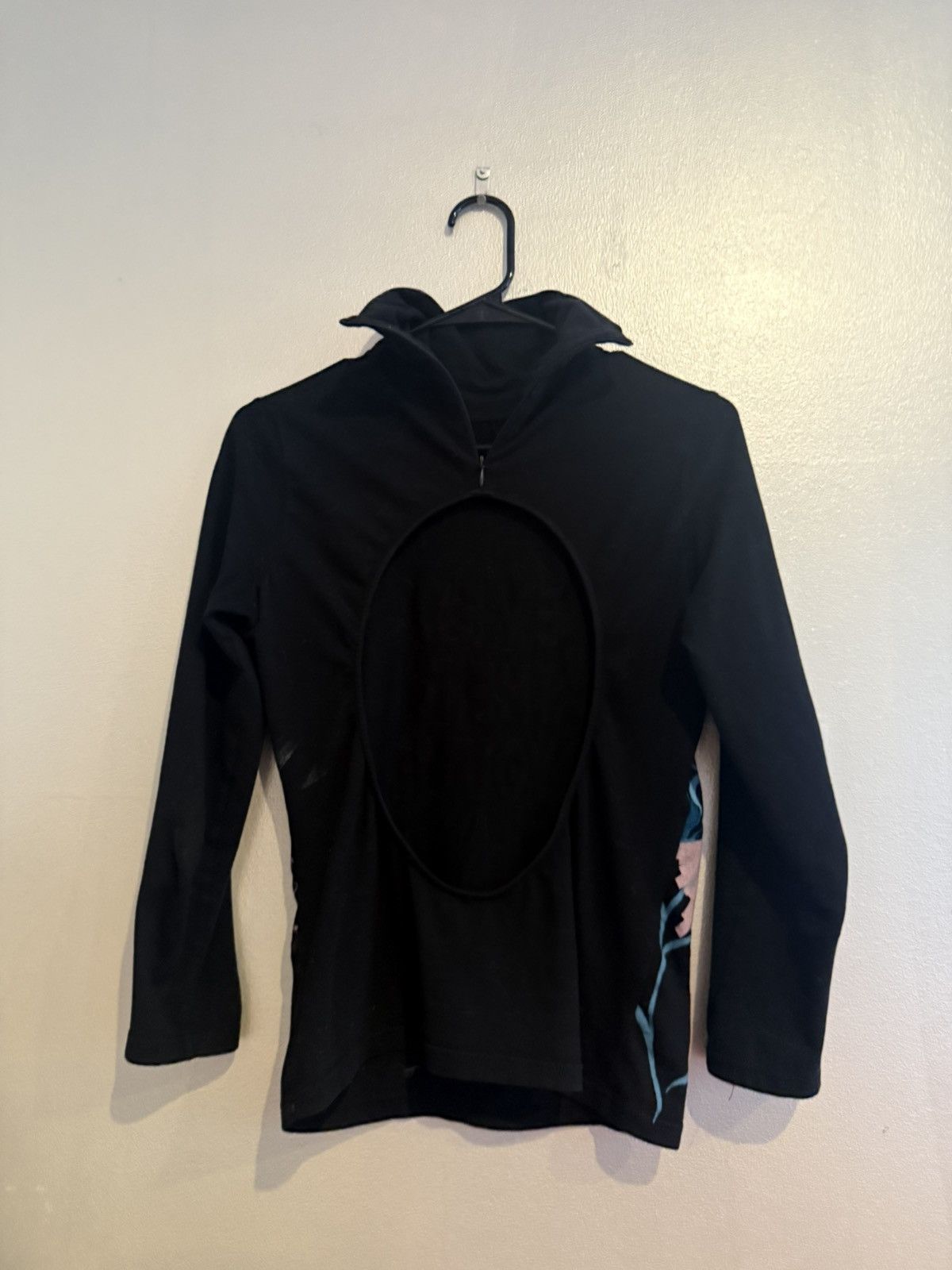 Versace "EVER GET THE FEELING UVE BEEN CHEATED" - Versus Versace top Size XS / US 0-2 / IT 36-38 - 5 Thumbnail