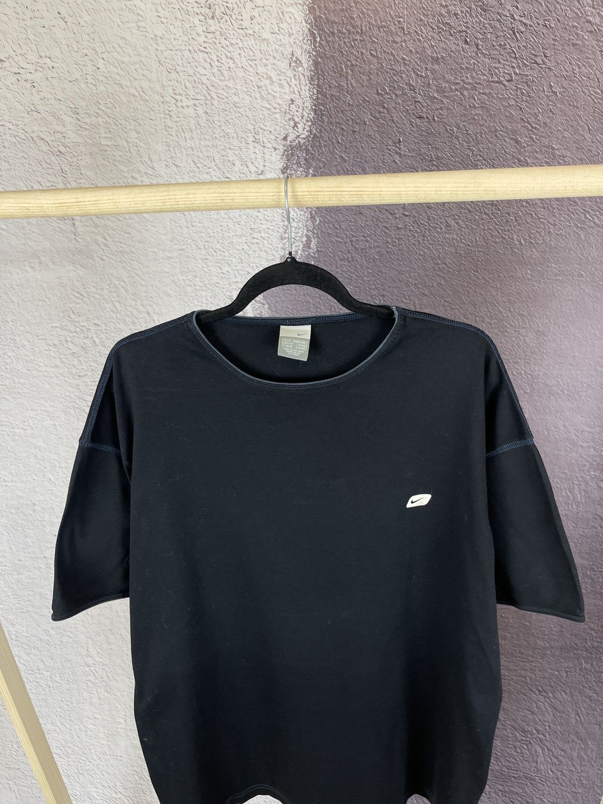 Nike Nike vintage y2k black small logo basic tee shirt Size US XL / EU 56 / 4 - 4 Thumbnail