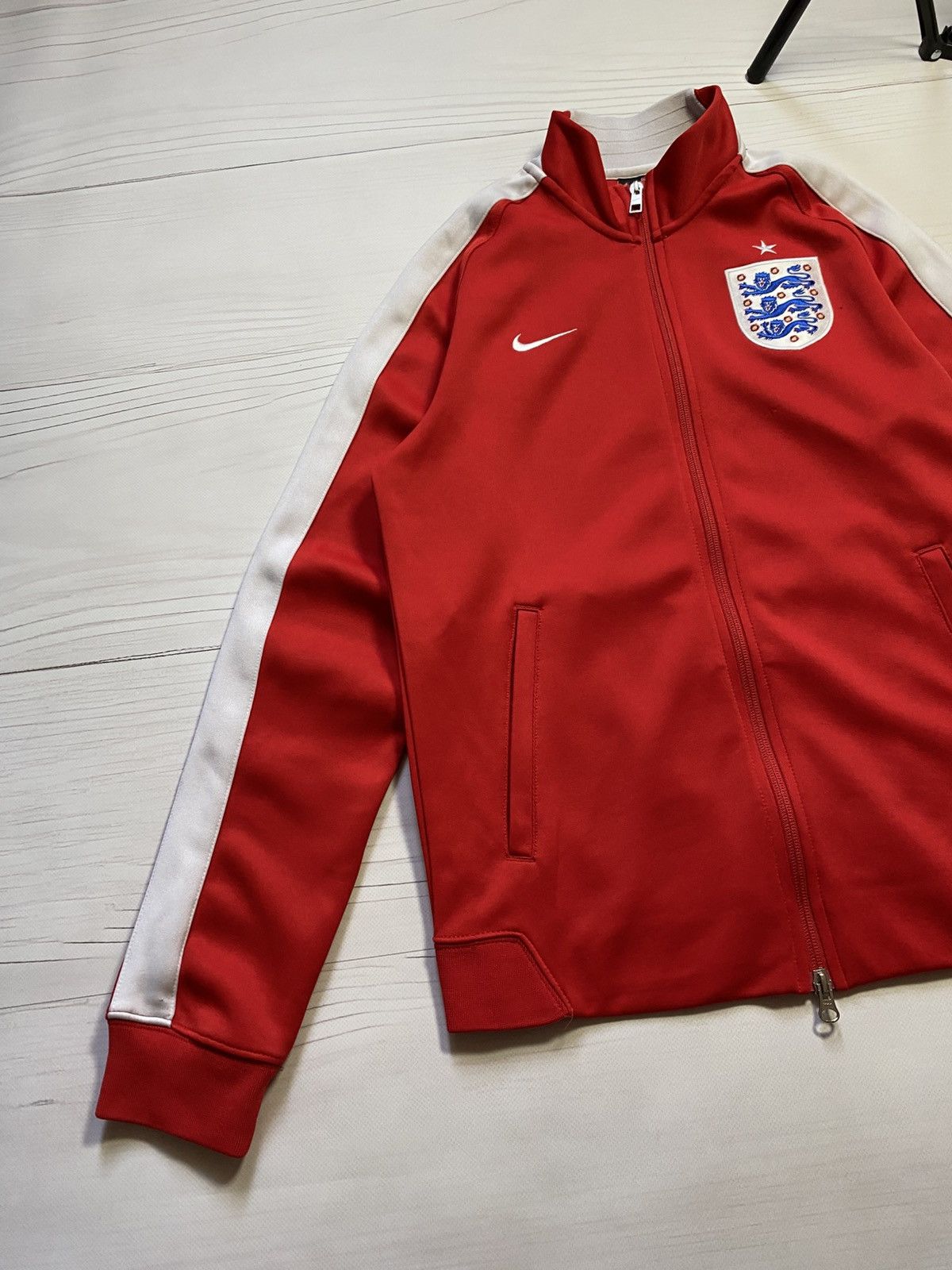 Nike Vintage Nike England 2014 track jacket 589856-600 Size US S / EU 44-46 / 1 - 8 Thumbnail