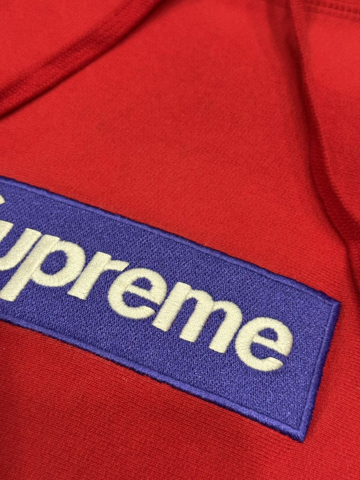 Supreme Supreme FW17 Purple on Red Box Logo Hoodie Size US XL / EU 56 / 4 - 4 Thumbnail