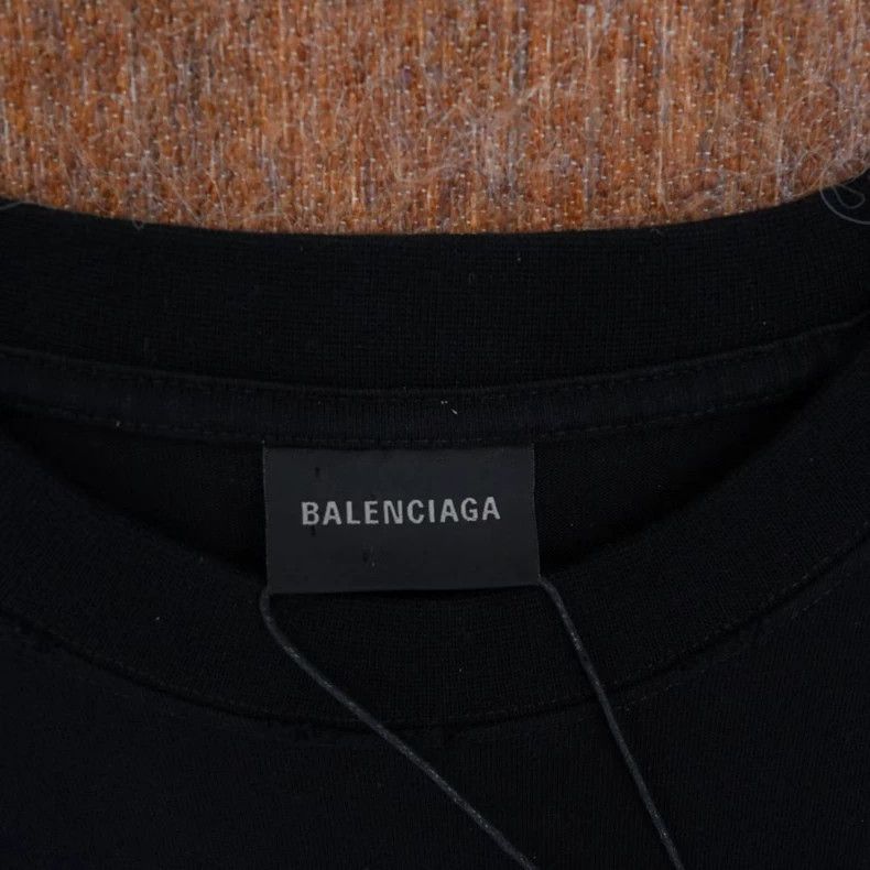 Balenciaga Balenciaga Double B Graffiti Short Sleeve Size US S / EU 44-46 / 1 - 4 Thumbnail