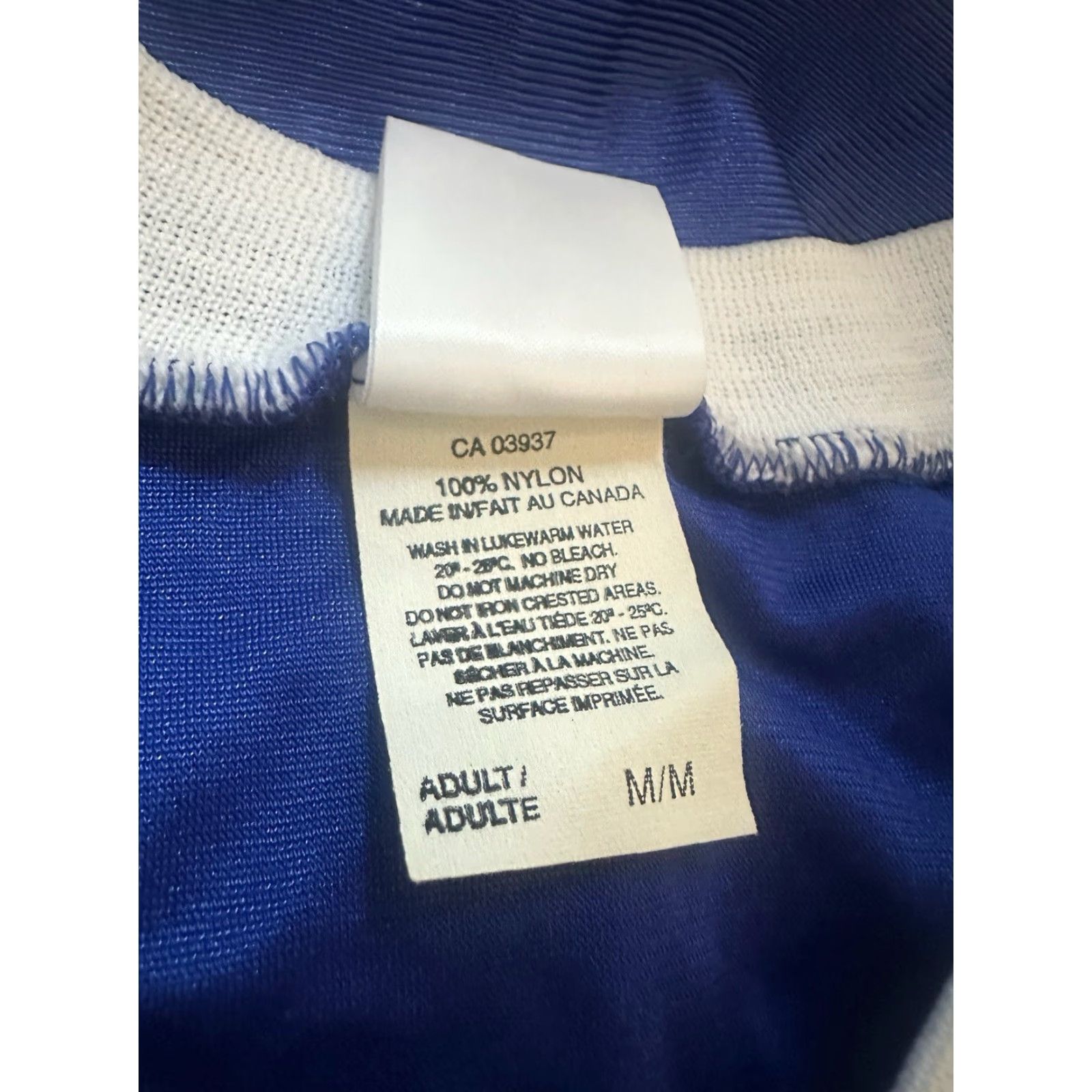 Vintage VINTAGE Saxon Dazzle Basketball Jersey Mens Tank M Regular Blue 90s Canada NWOT NOS Athletic Team Jerseys Size US M / EU 48-50 / 2 - 3 Thumbnail