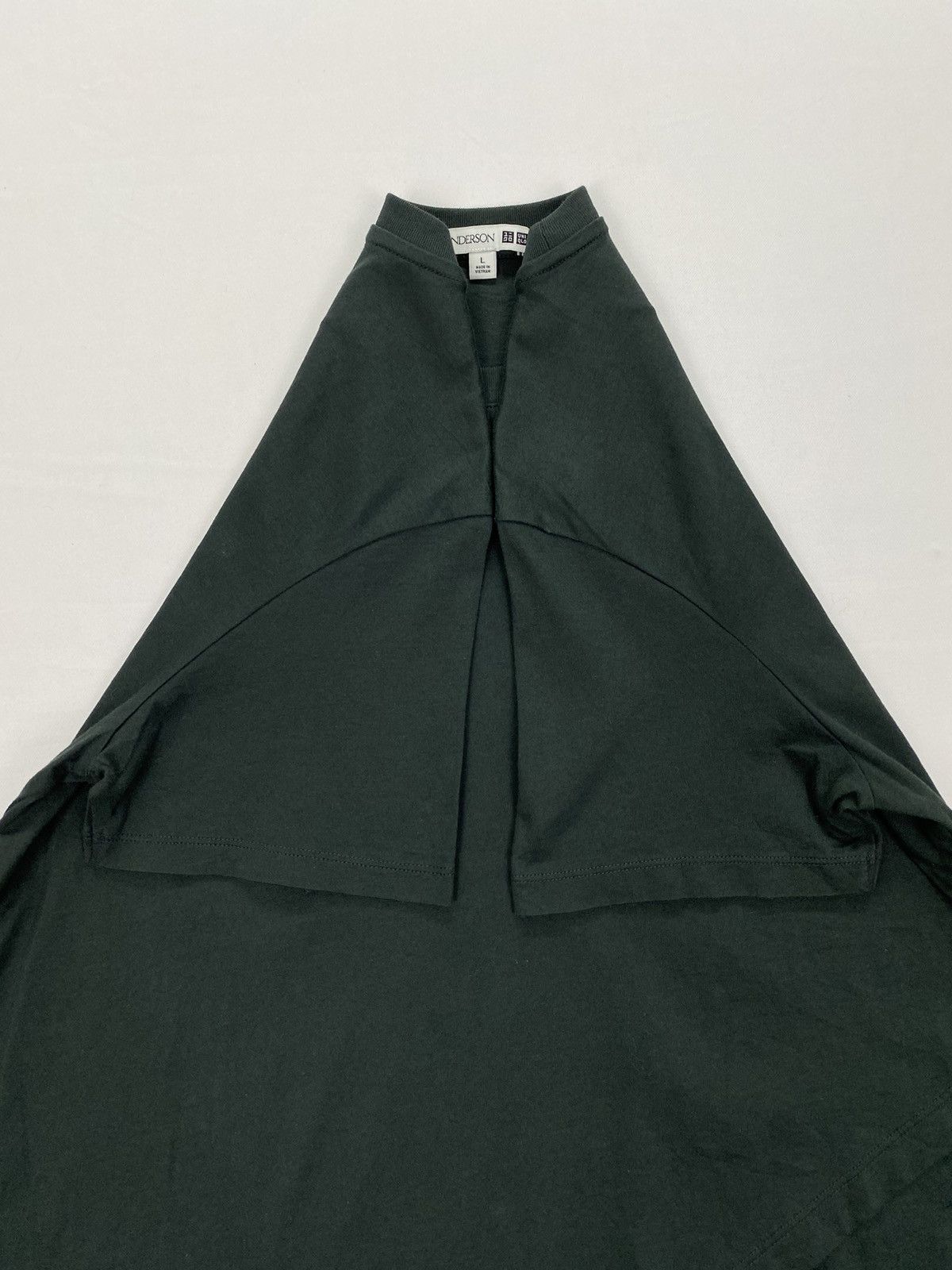 JW Anderson × Uniqlo J.W.Anderson X Uniqlo Tshirt Size S / US 4 / IT 40 - 5 Thumbnail