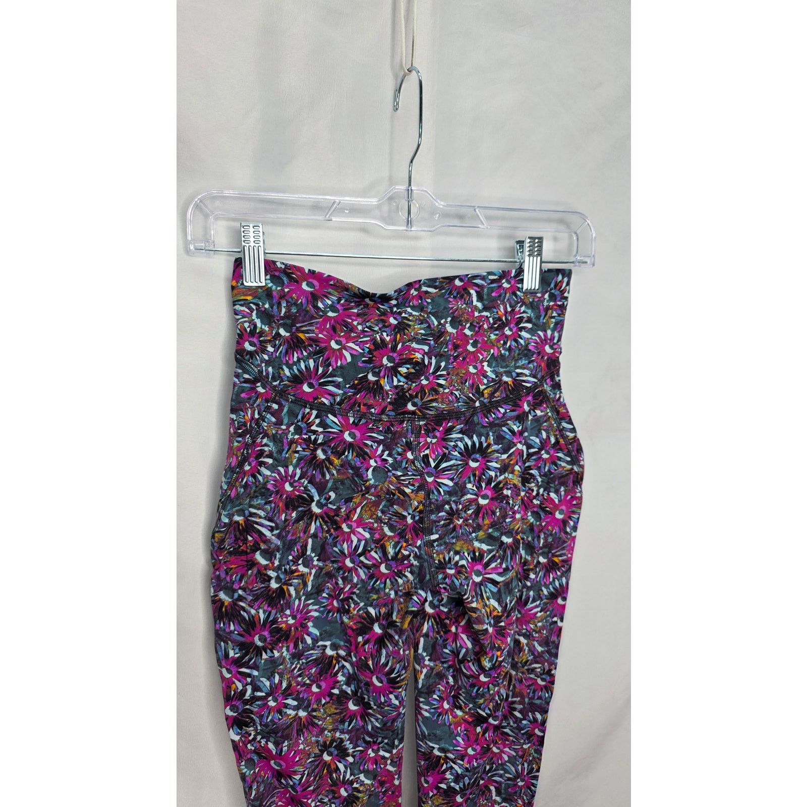 Lululemon Lululemon Base Pace High Rise Running Tight 25" Leggings 6 Size 28" / US 6 / IT 42 - 10 Thumbnail