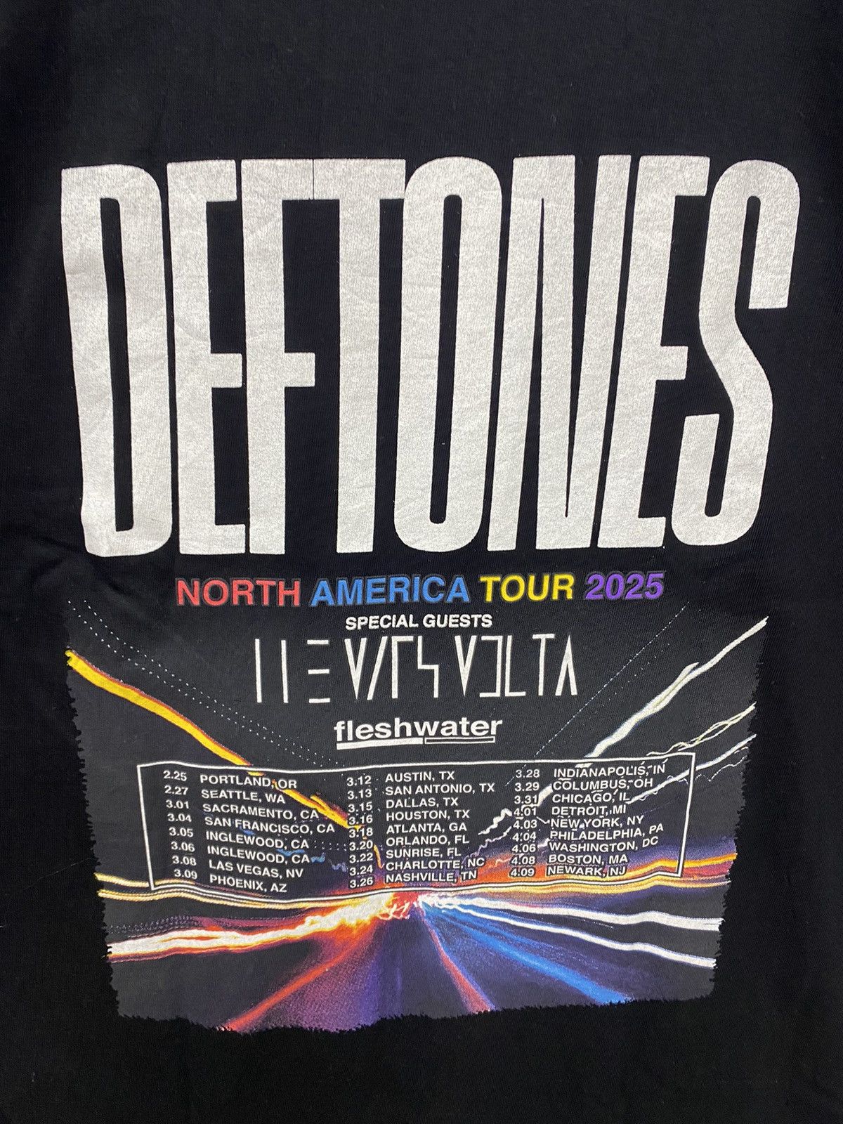 Band Tees 💥DEFTONES nu metal band north america tour 2025 tee shirt Size US XL / EU 56 / 4 - 4 Thumbnail