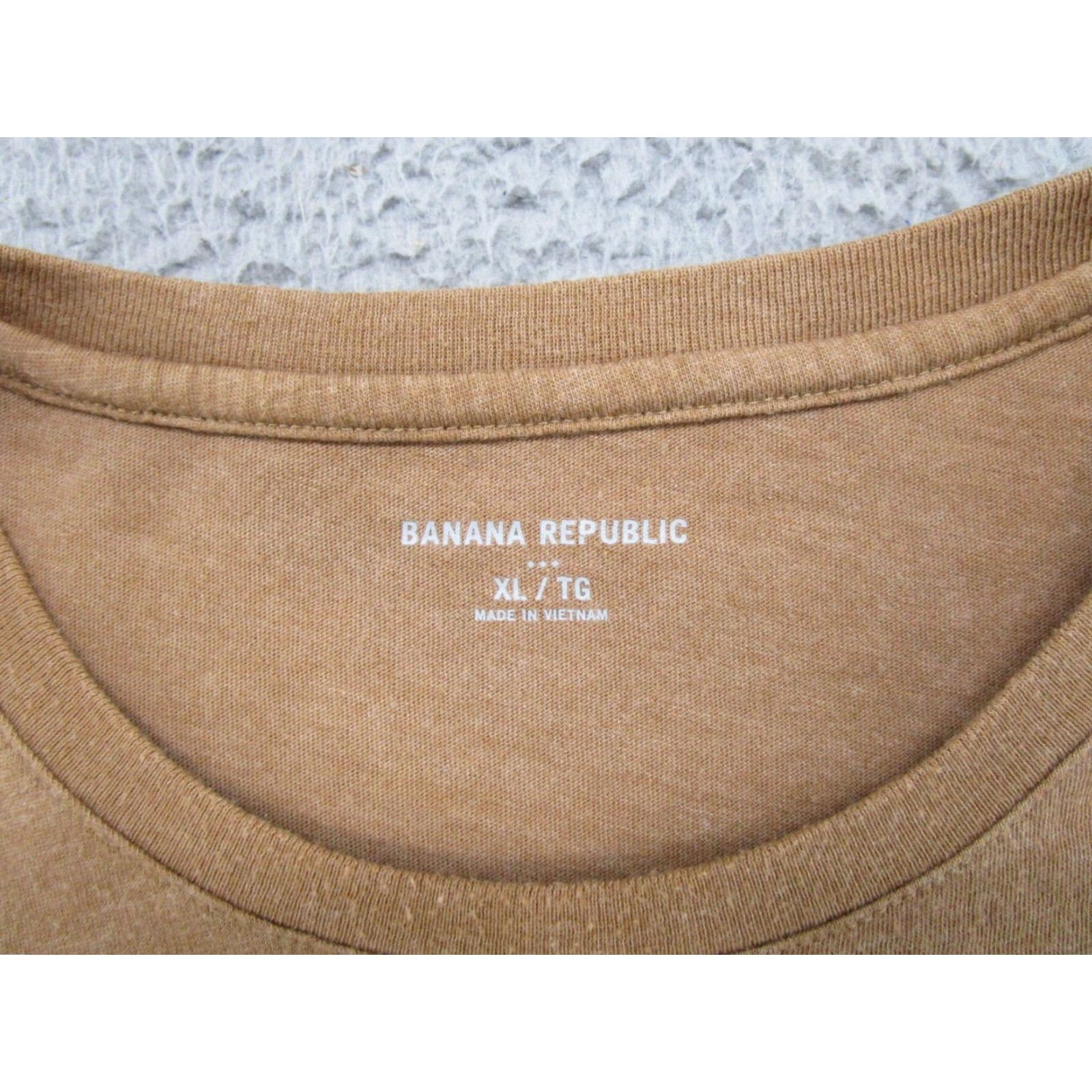 Banana Republic VINTAGE Banana Republic Men's Football Helmet Graphic T-Shirt XL Cotton Size US XL / EU 56 / 4 - 3 Thumbnail