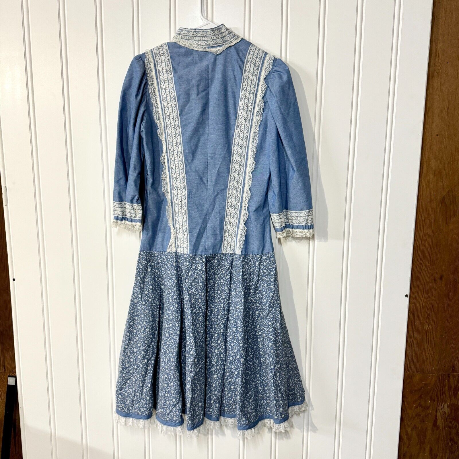 Vintage Handmade 70s Vintage Lace Collared Long Peplum Mini Dress Size M / US 6-8 / IT 42-44 - 6 Thumbnail