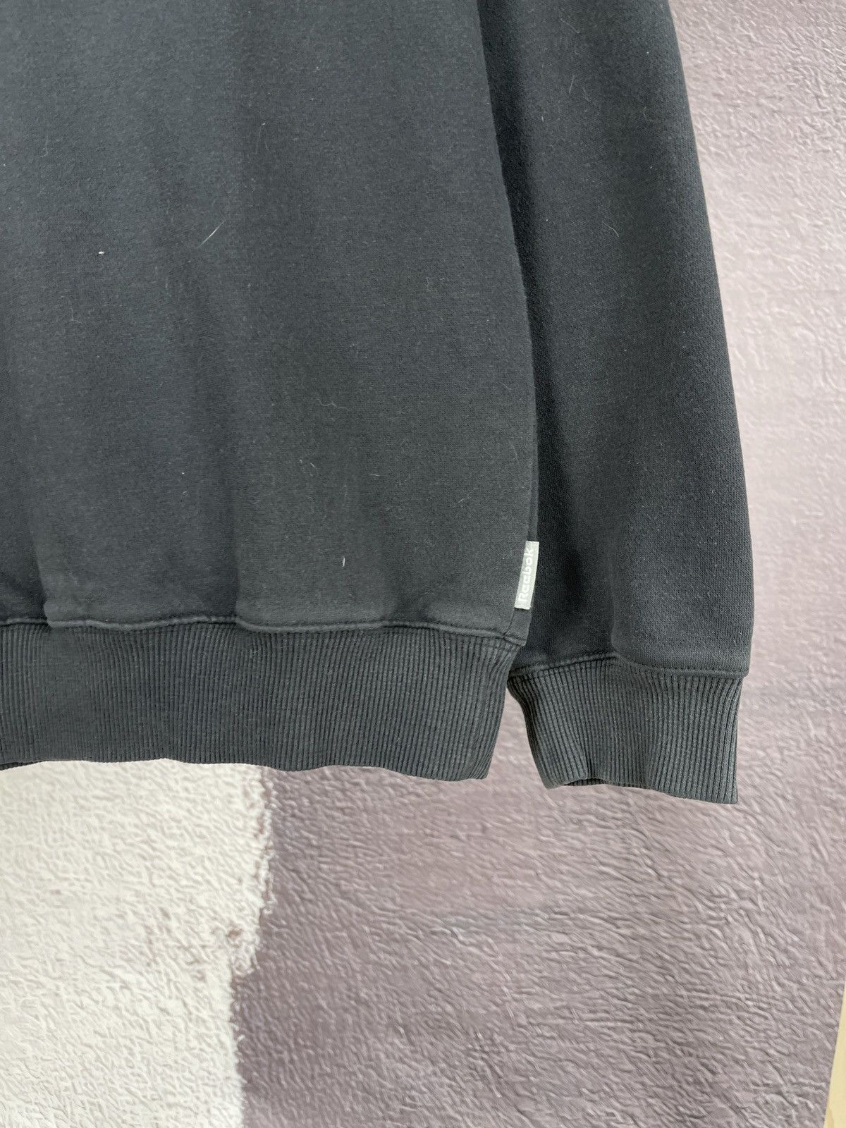 Reebok × Vintage Reebok vintage black basic small logo sweatshirt Size US XS / EU 42 / 0 - 7 Thumbnail