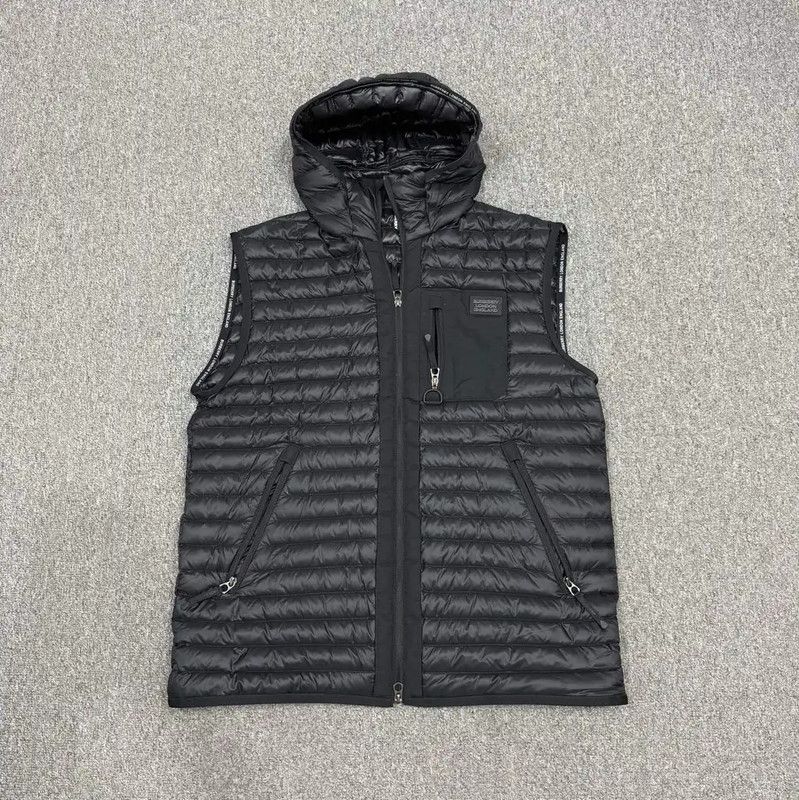 Burberry Burberry Black Down Vest for Men Size US L / EU 52-54 / 3 - 1 Thumbnail