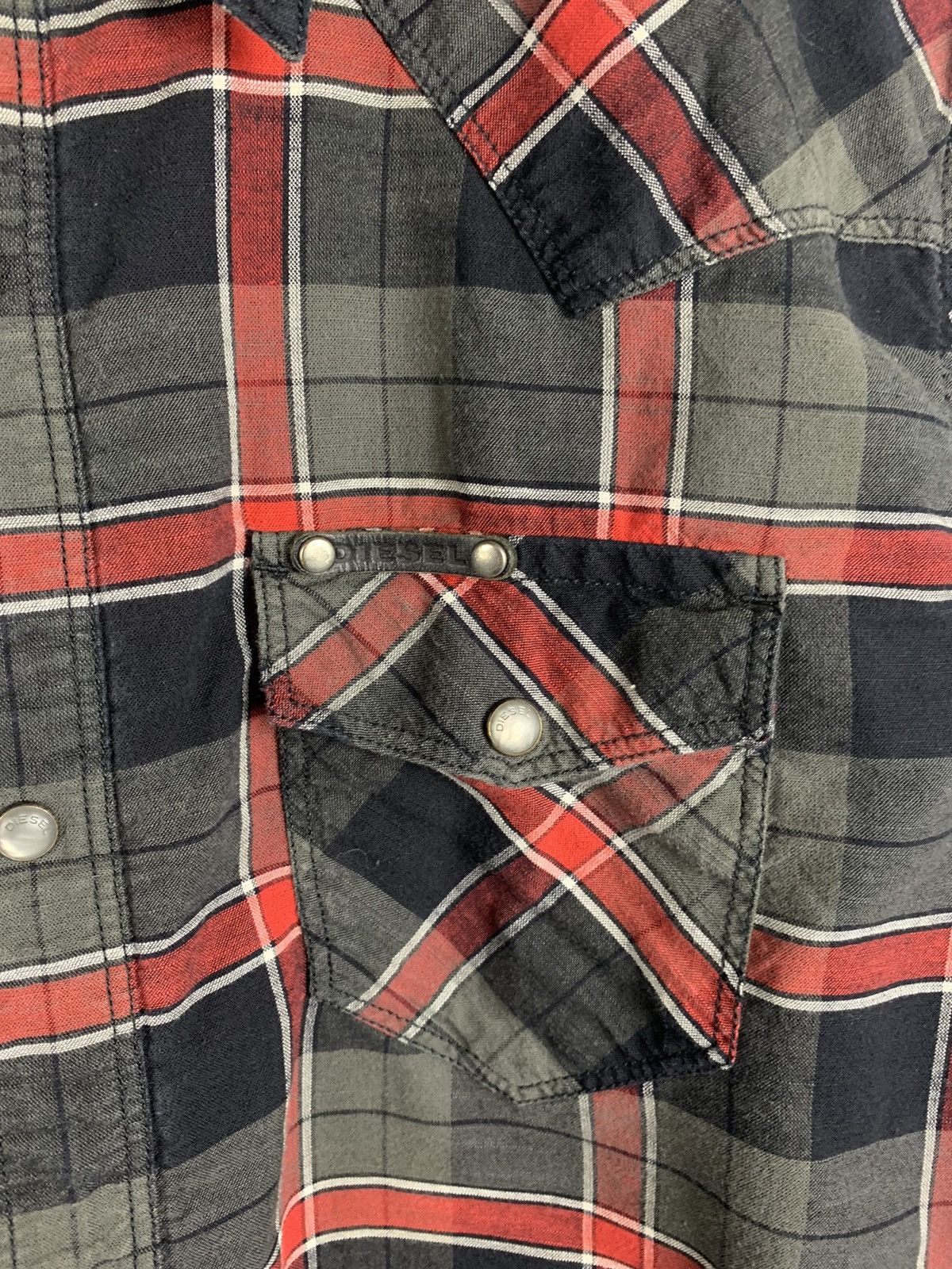 Diesel Diesel Plaid Avant Garde Shirt Buttons Ups Mens Size M Y2K Size US M / EU 48-50 / 2 - 6 Thumbnail
