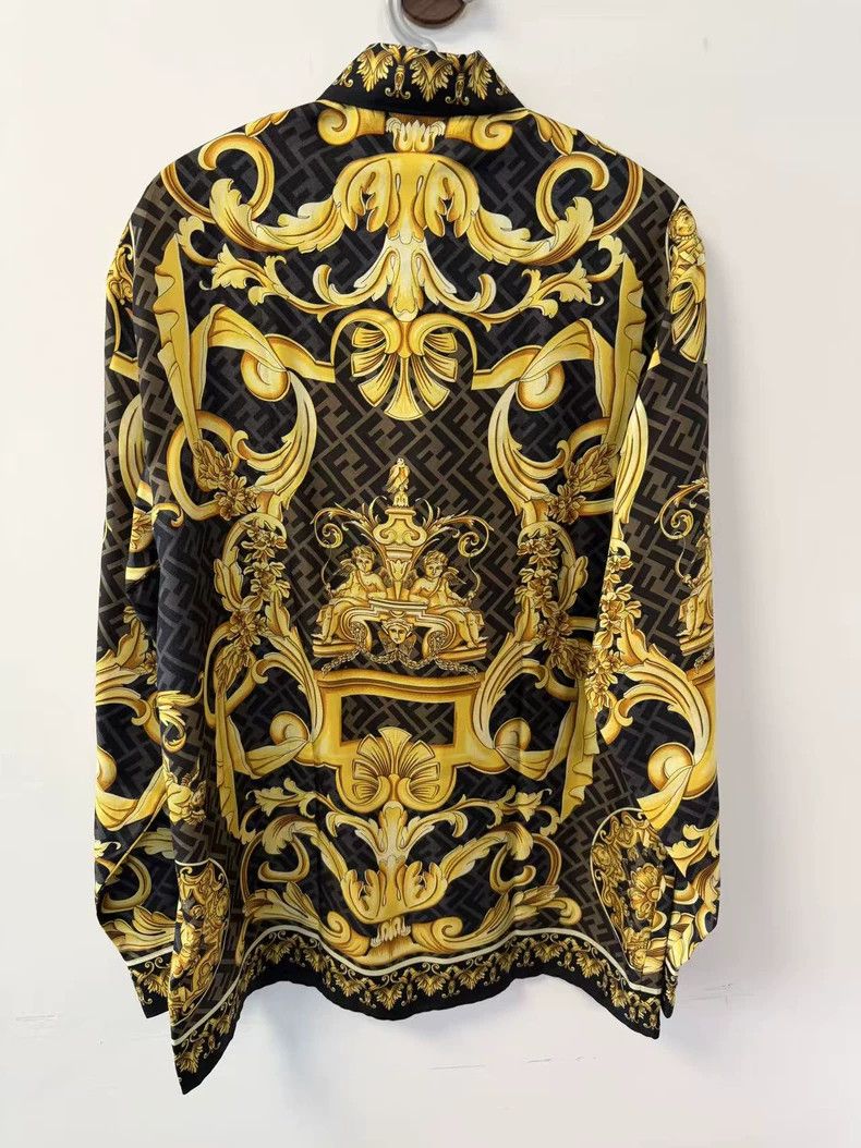 Versace Versace Co-branded mulberry silk shirt Size US M / EU 48-50 / 2 - 2 Thumbnail