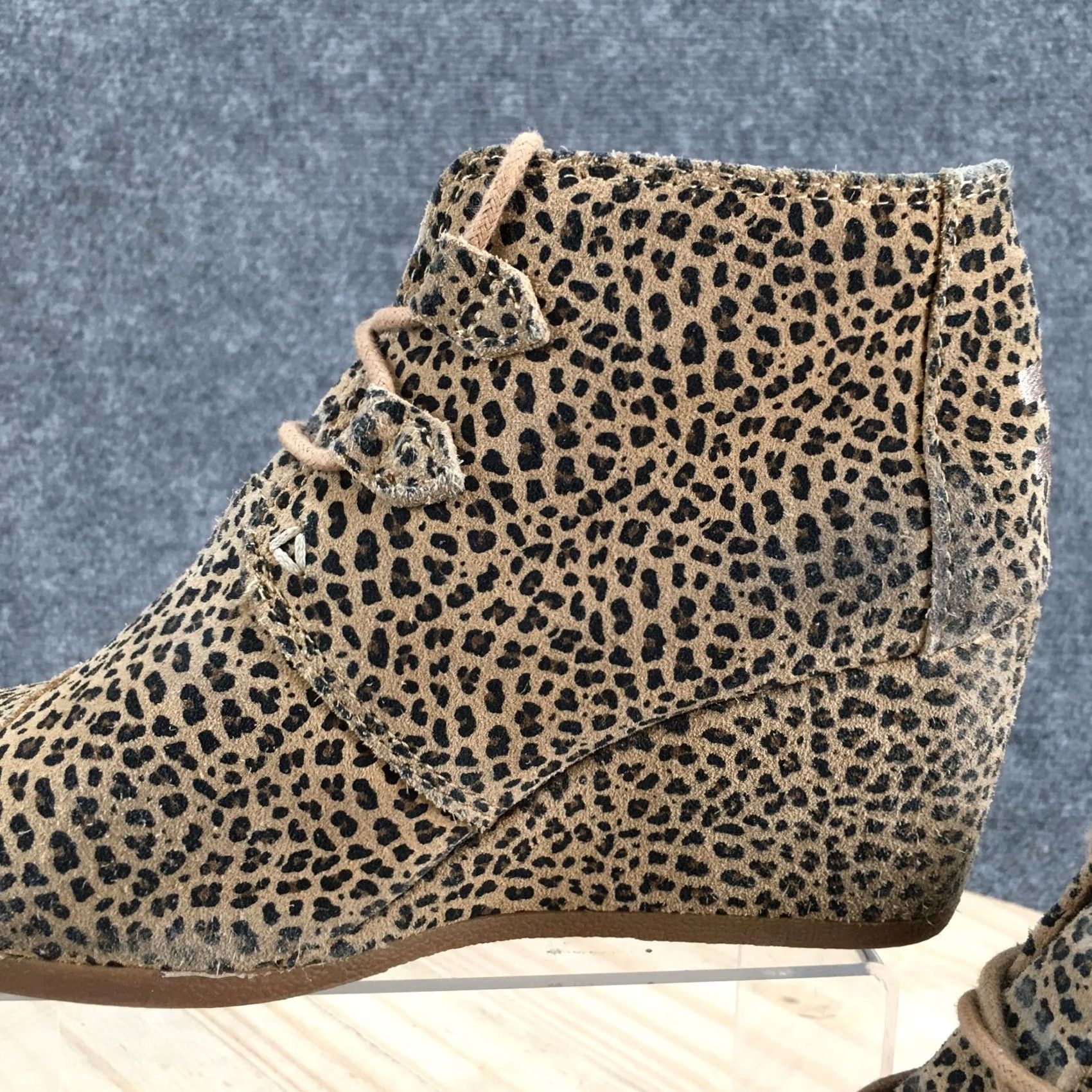 Toms Toms Kala Desert Lace Up Wedge Ankle Bootie Boots Brown Suede Womens 7 Leather Upper Suede Shaft Ankle Bootie Size US 7 / IT 37 - 4 Thumbnail