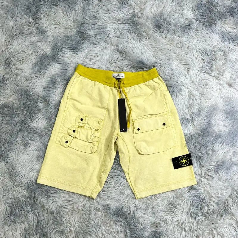 Stone Island Stone Island Yellow Cotton Men's Shorts 0089 Size US 27 - 1 Thumbnail