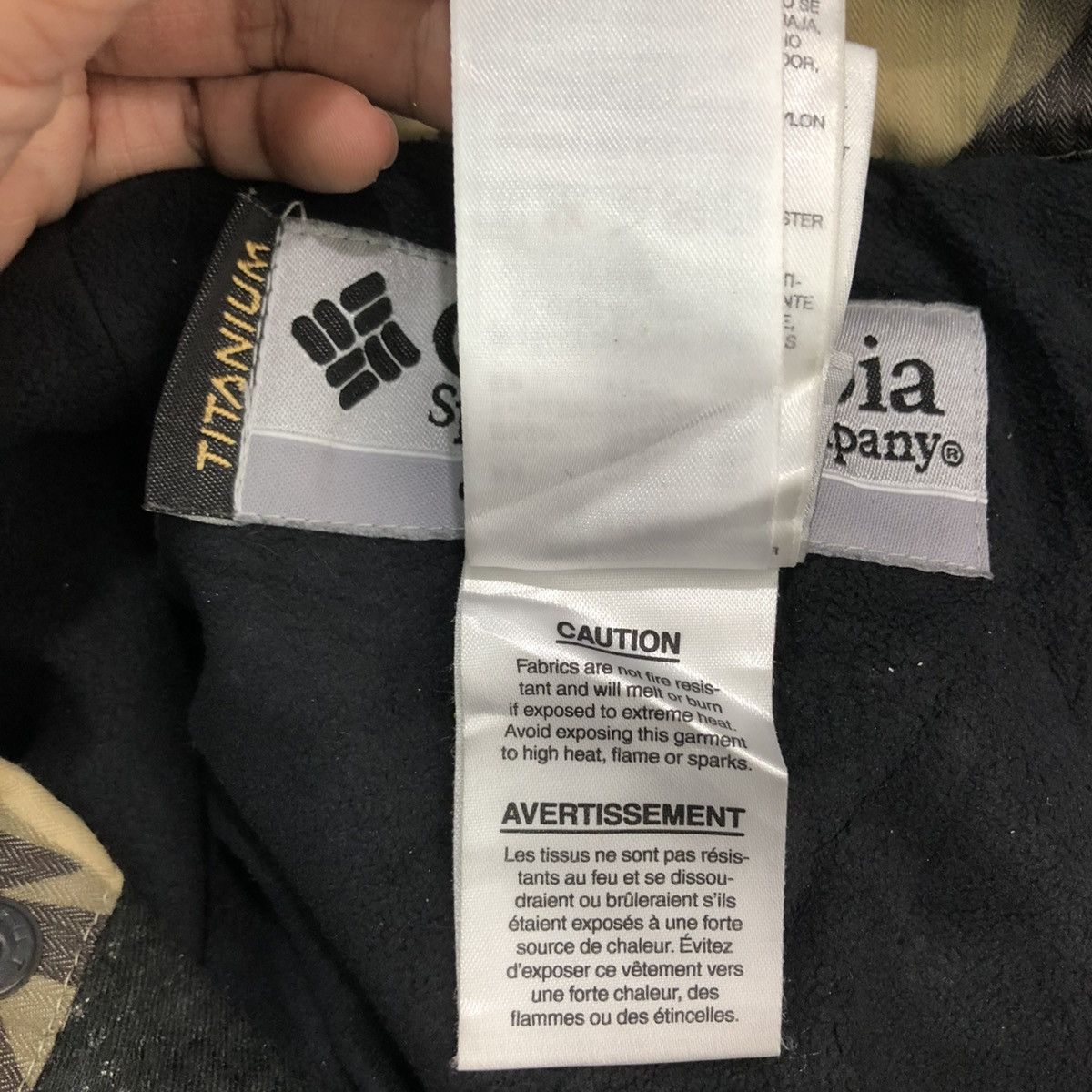 Japanese Brand 🔥VINTAGE CAMOUFLAGE SKI CARGO PANTS COLUMBIA MULTI POCKETS Size US 36 / EU 52 - 24 Thumbnail