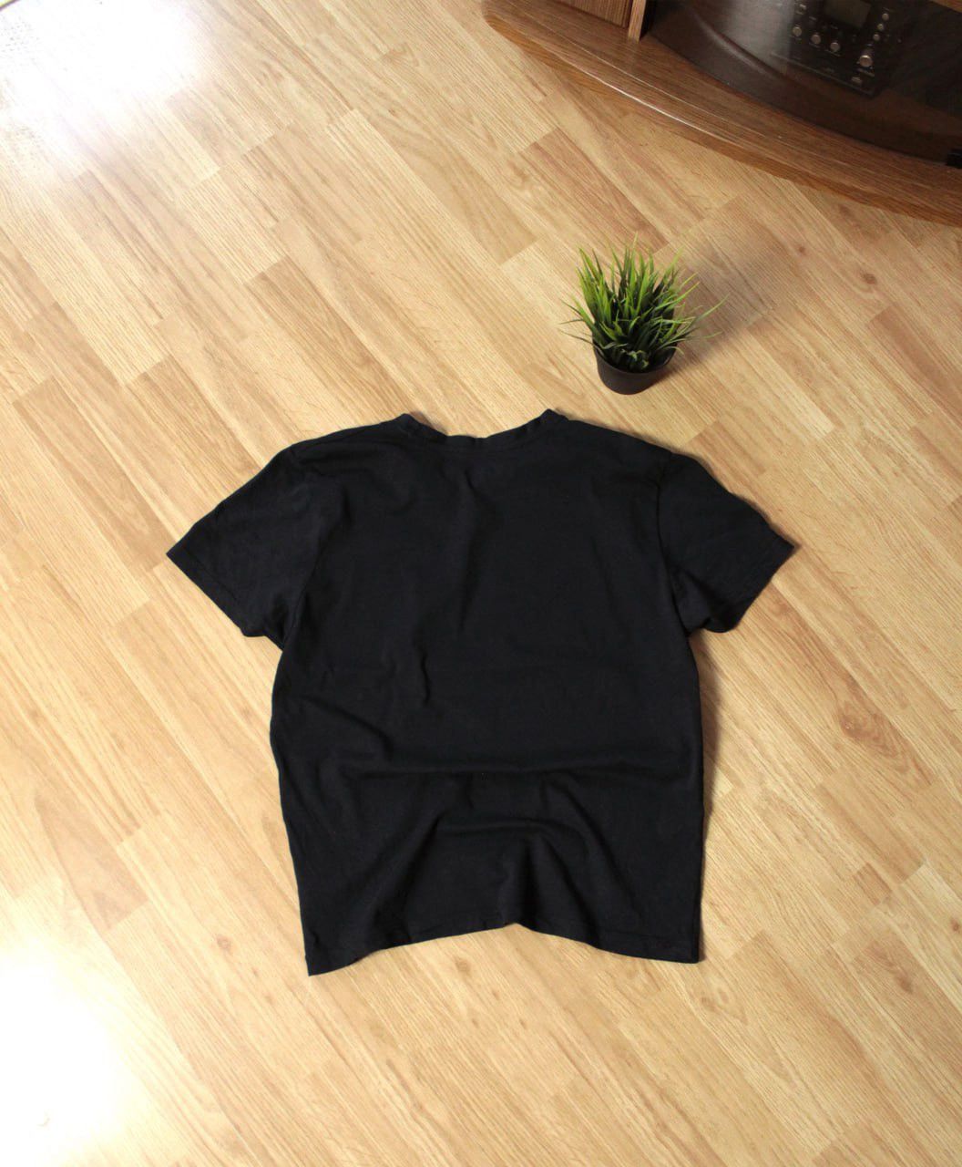 Anime 🔥 Anime One Piece Rare Japan Movie Y2K Graphic Streetwear Size US M / EU 48-50 / 2 - 5 Thumbnail
