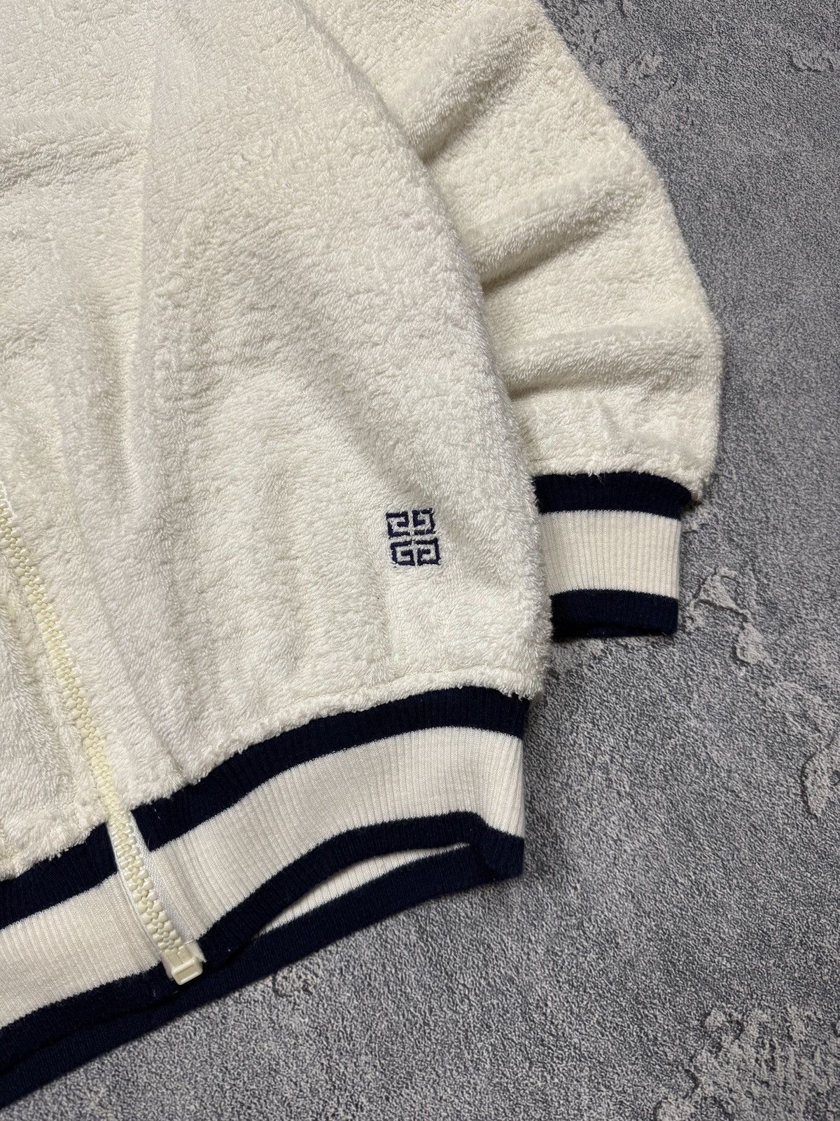 Givenchy Givenchy Gentleman France Fleece Zip Sweatshirt Size US M / EU 48-50 / 2 - 3 Thumbnail